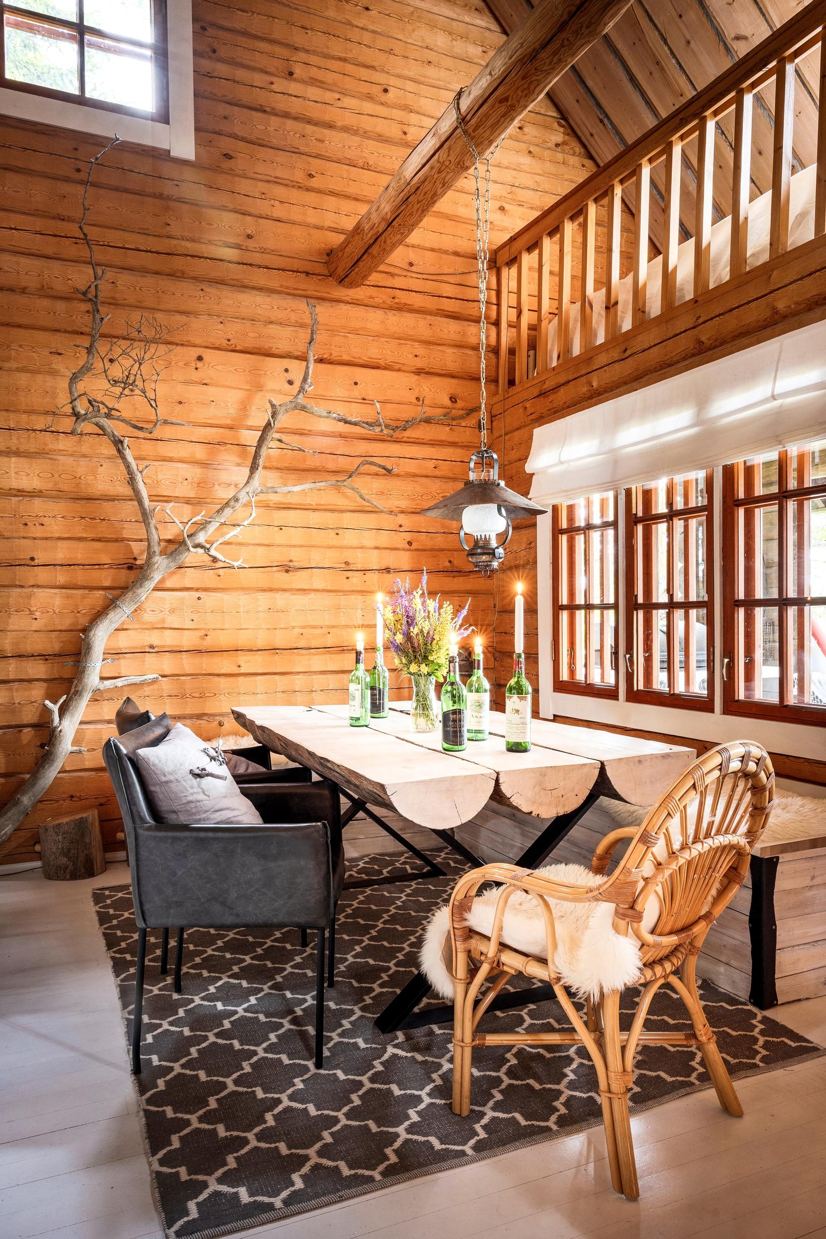 Log cabin dining area