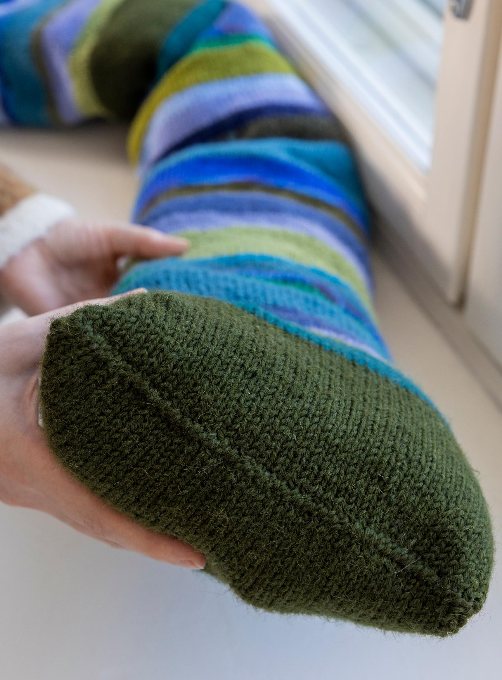 Sewn end of the draft stopper