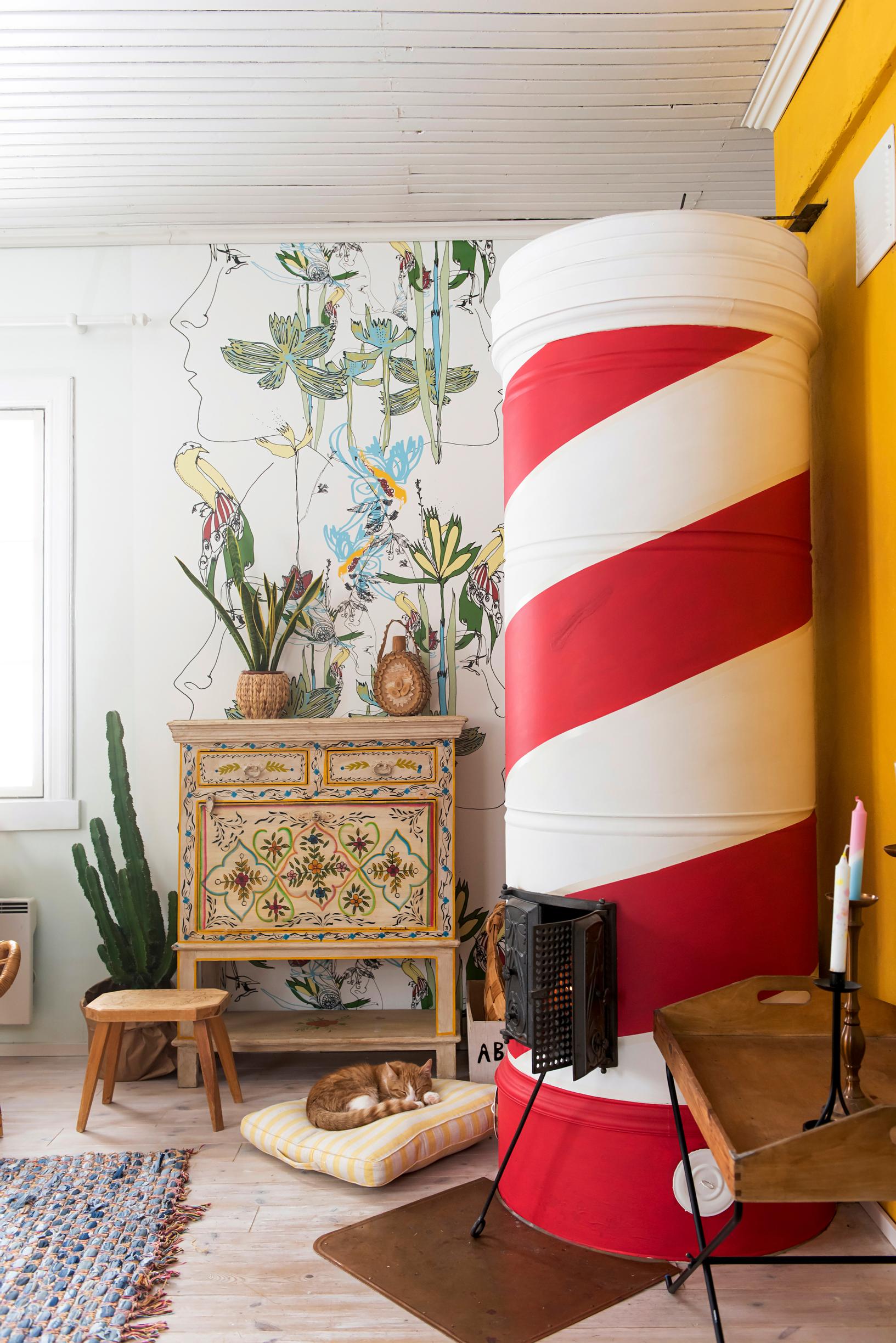 Stove decorated with stripes