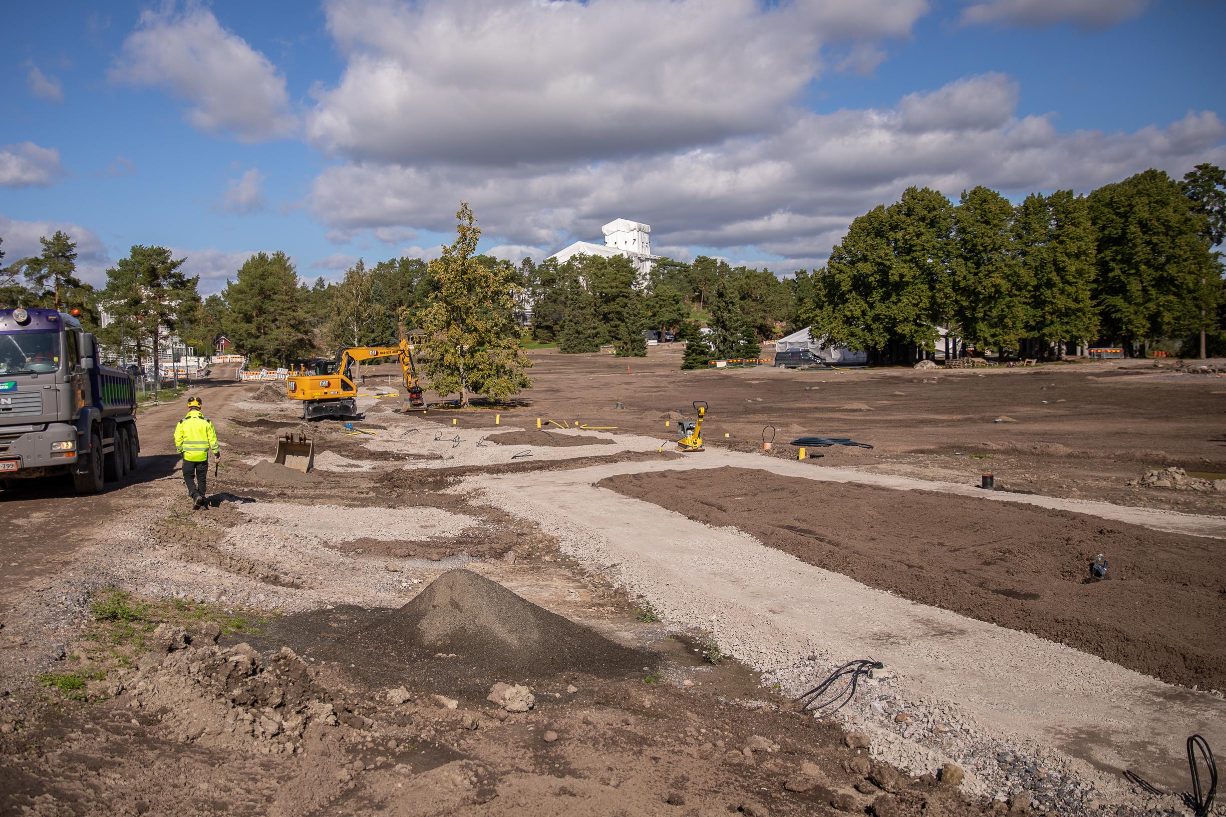 The garden during construction