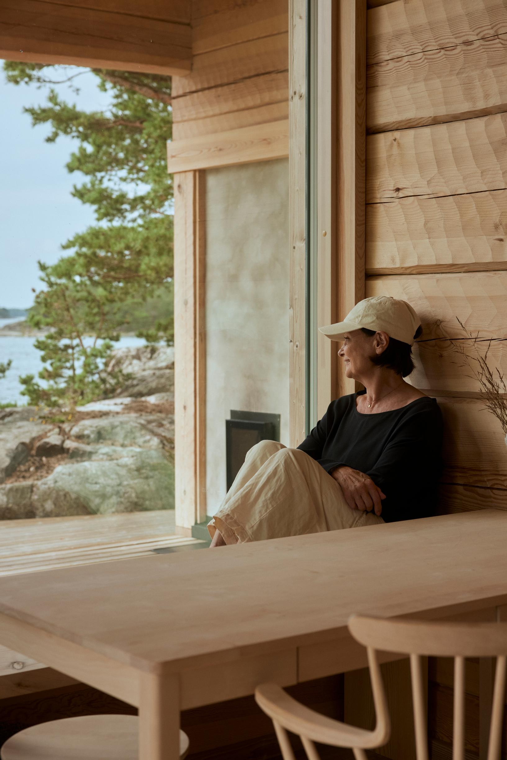 Sikke in her sauna living room.