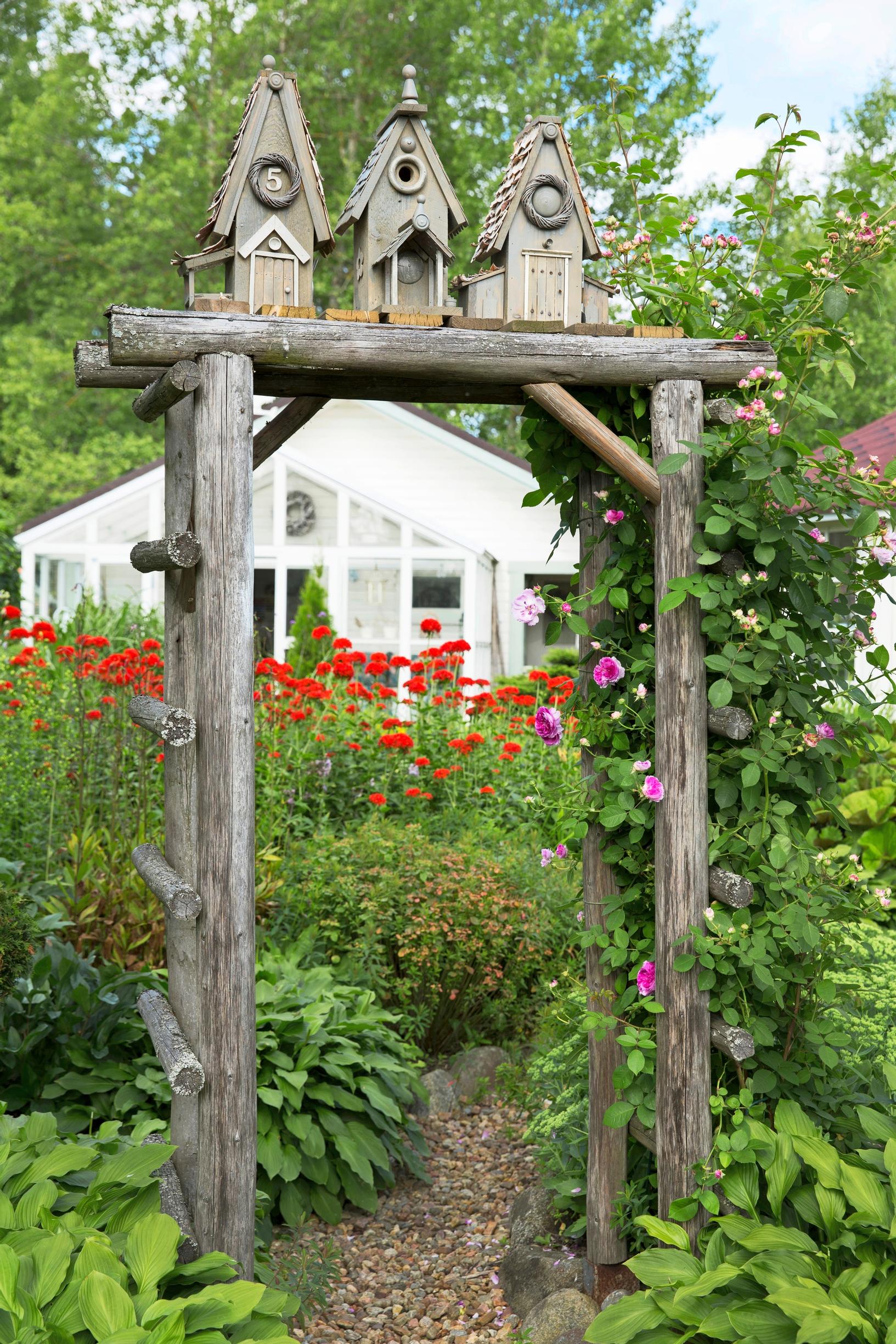 Garden decorations