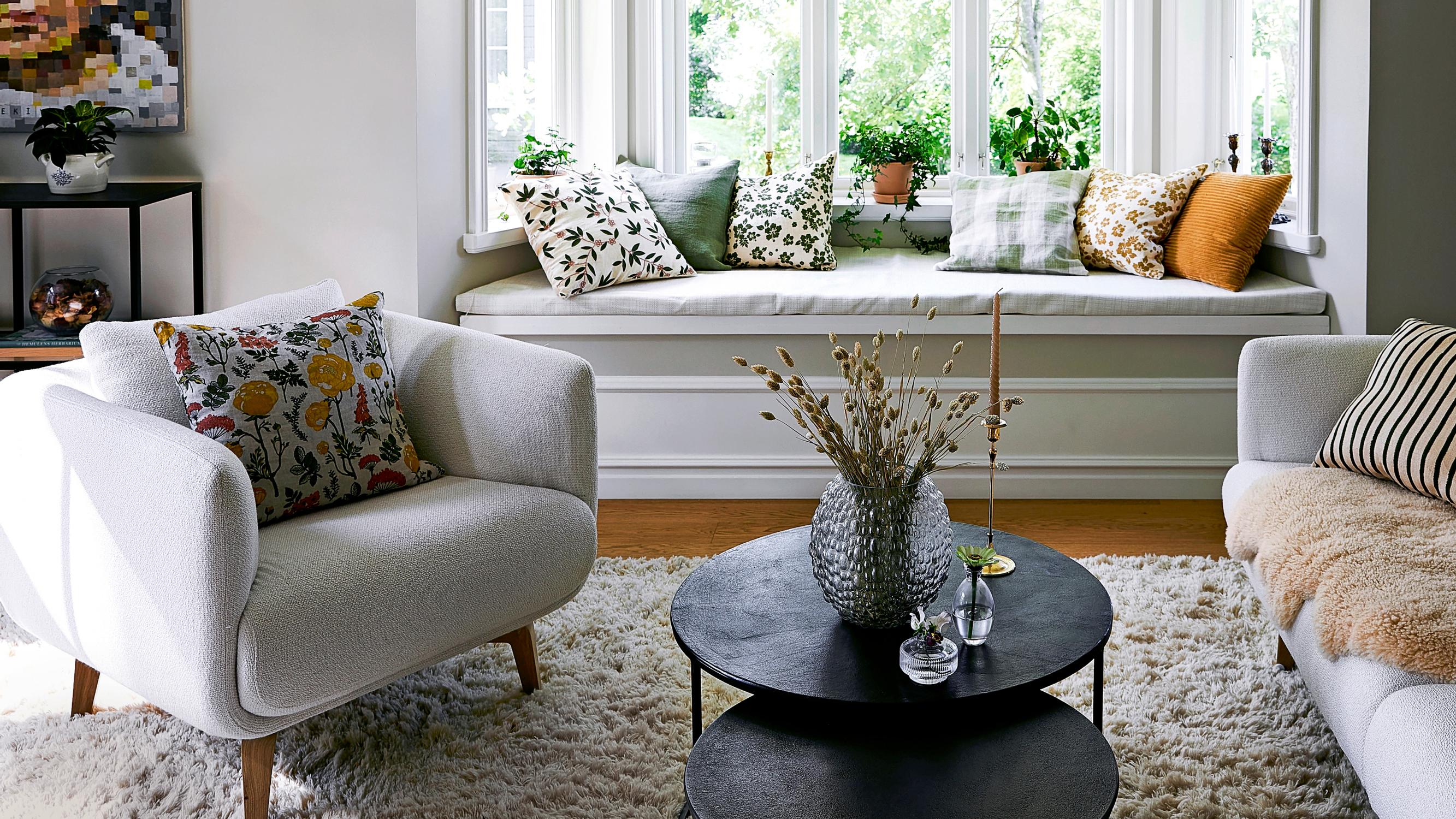 Transform your living room into a cozy, functional space—here’s how!