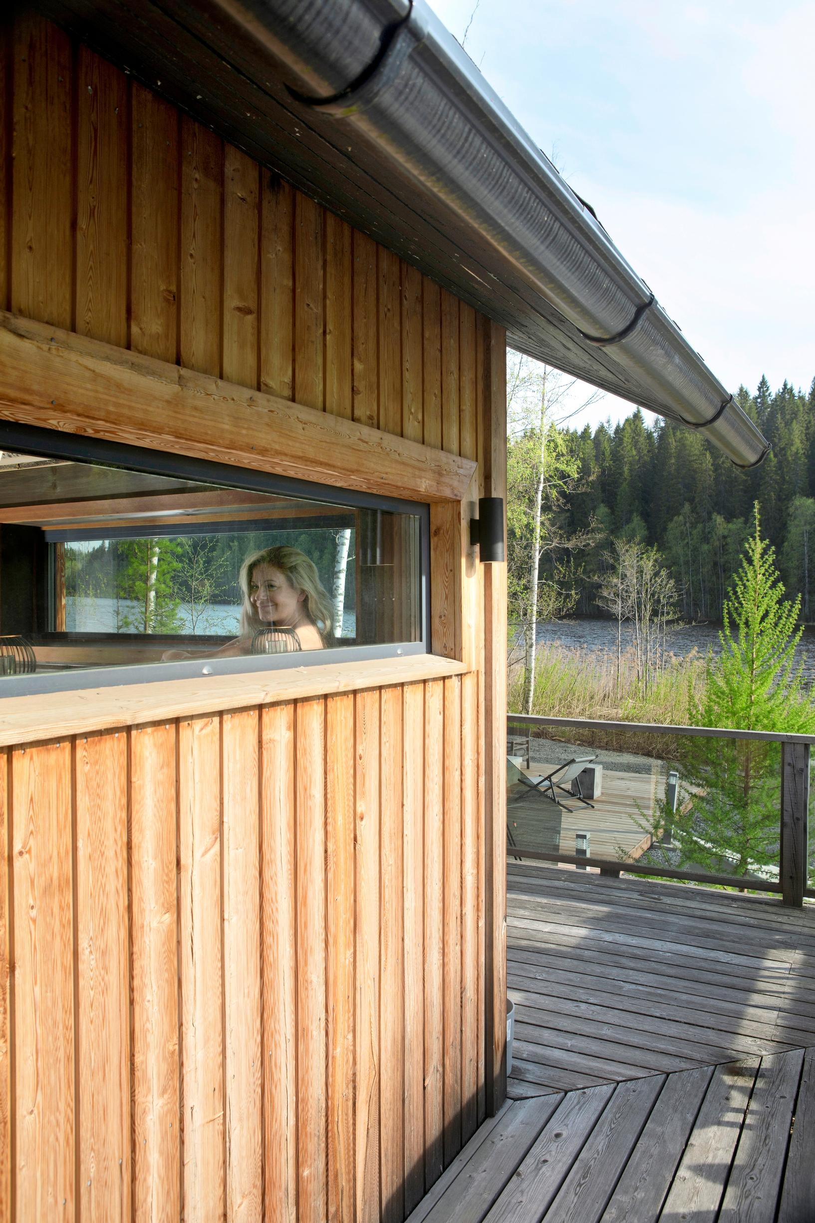 Essi finds time for herself in the sauna