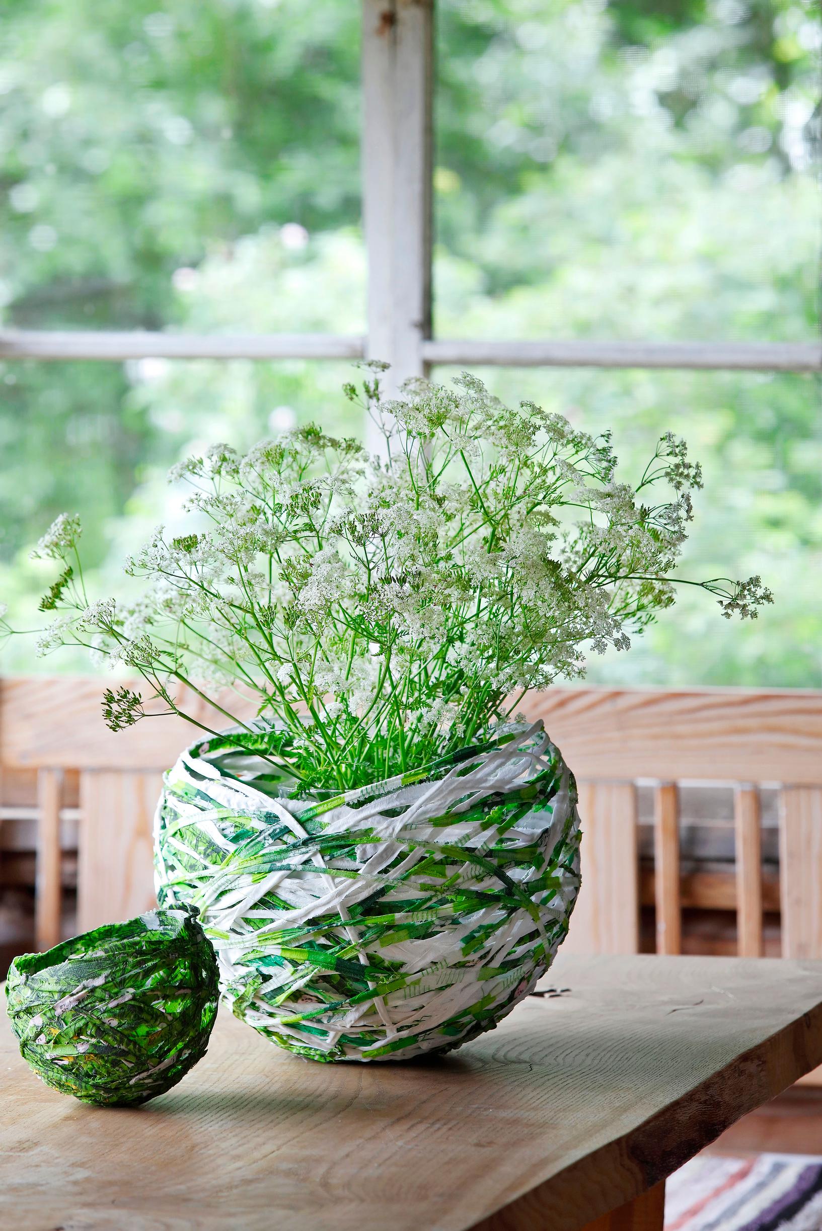 Turn an old sheet into a bowl: Blow up a balloon and wrap it with fabric strips