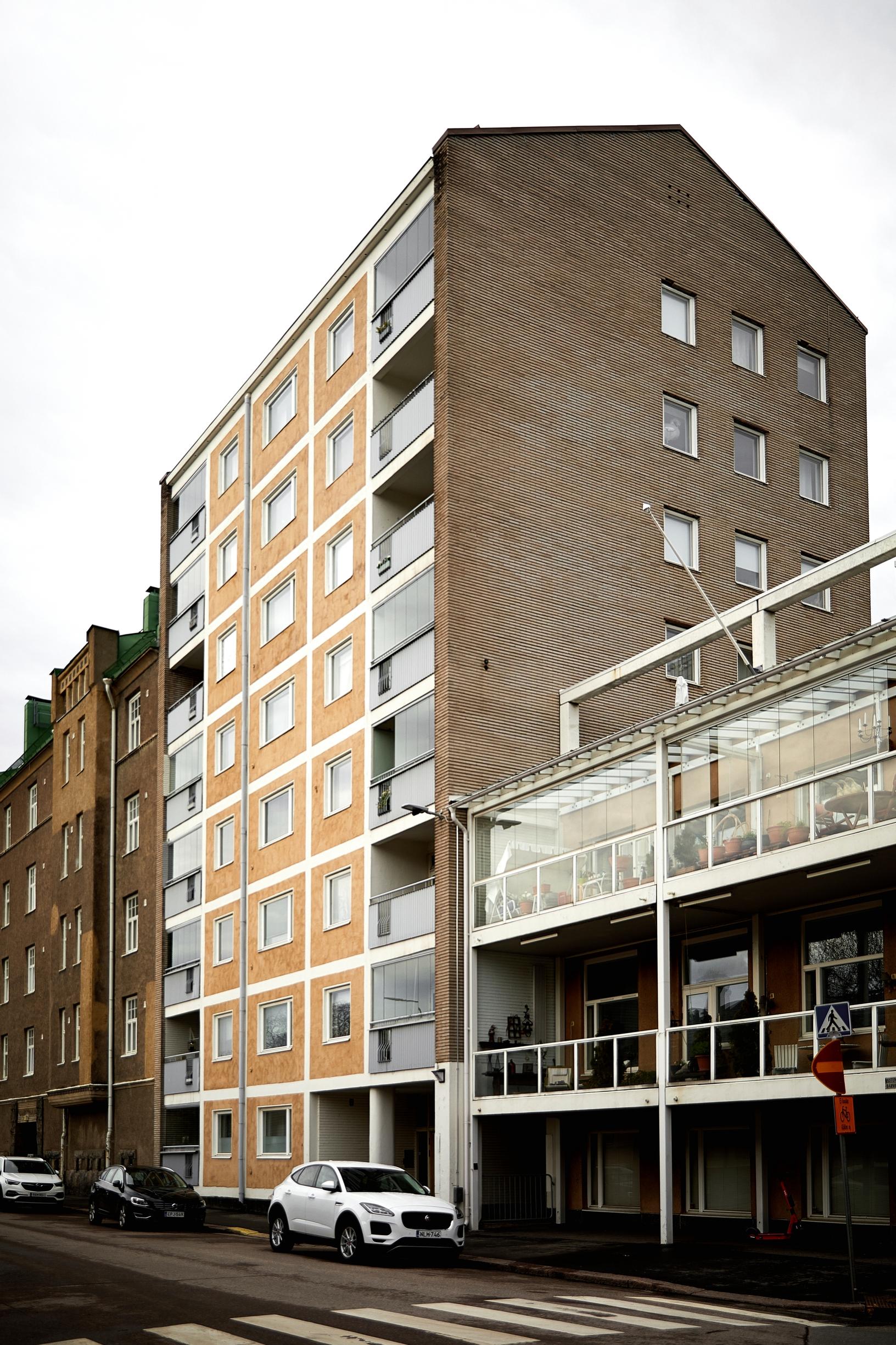 A stone building from the 1950s in Kamppi