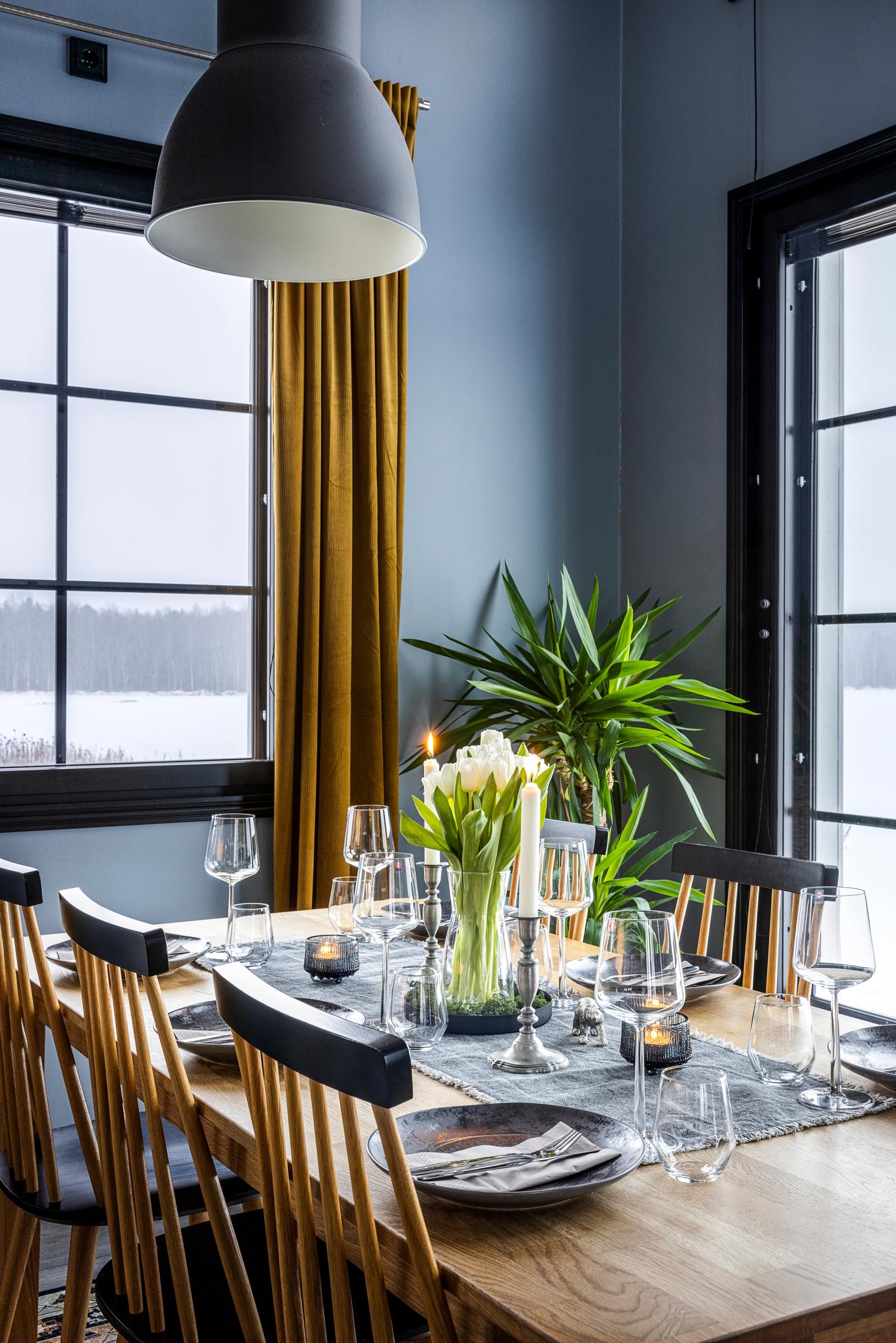 A festive table setting.