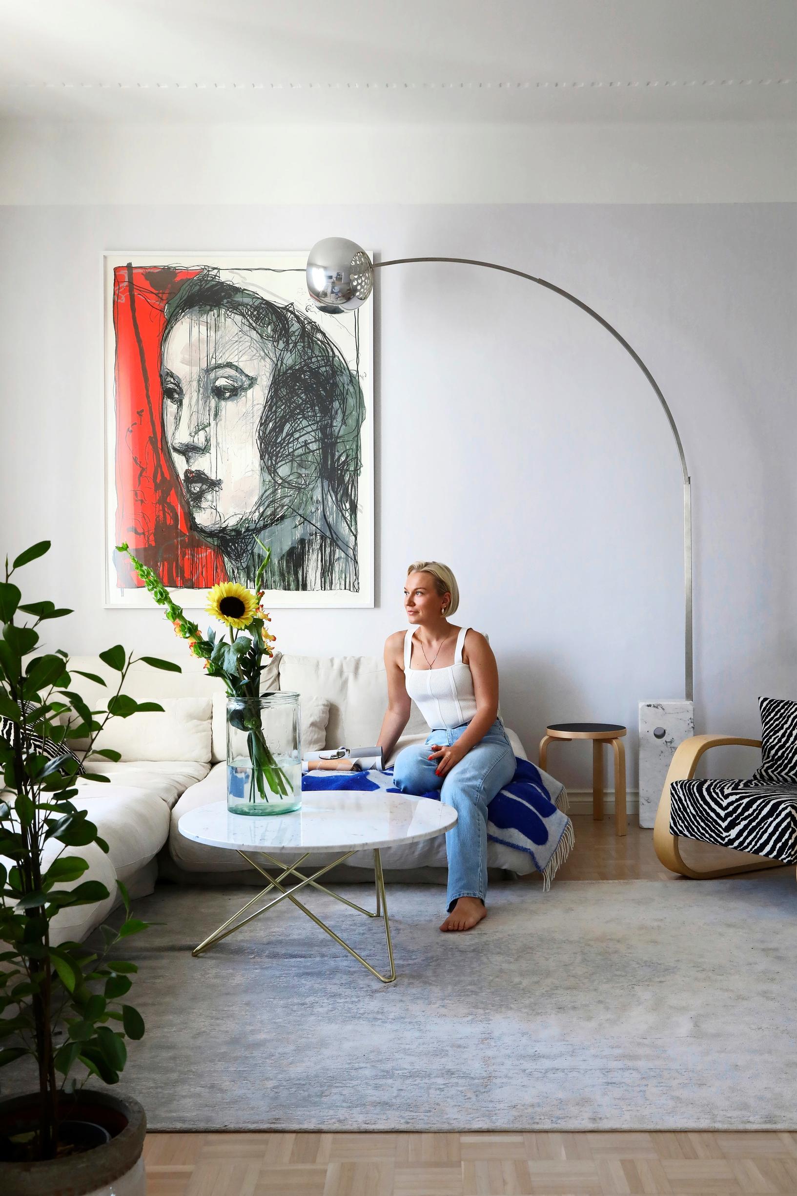 Ronja Löytty at home