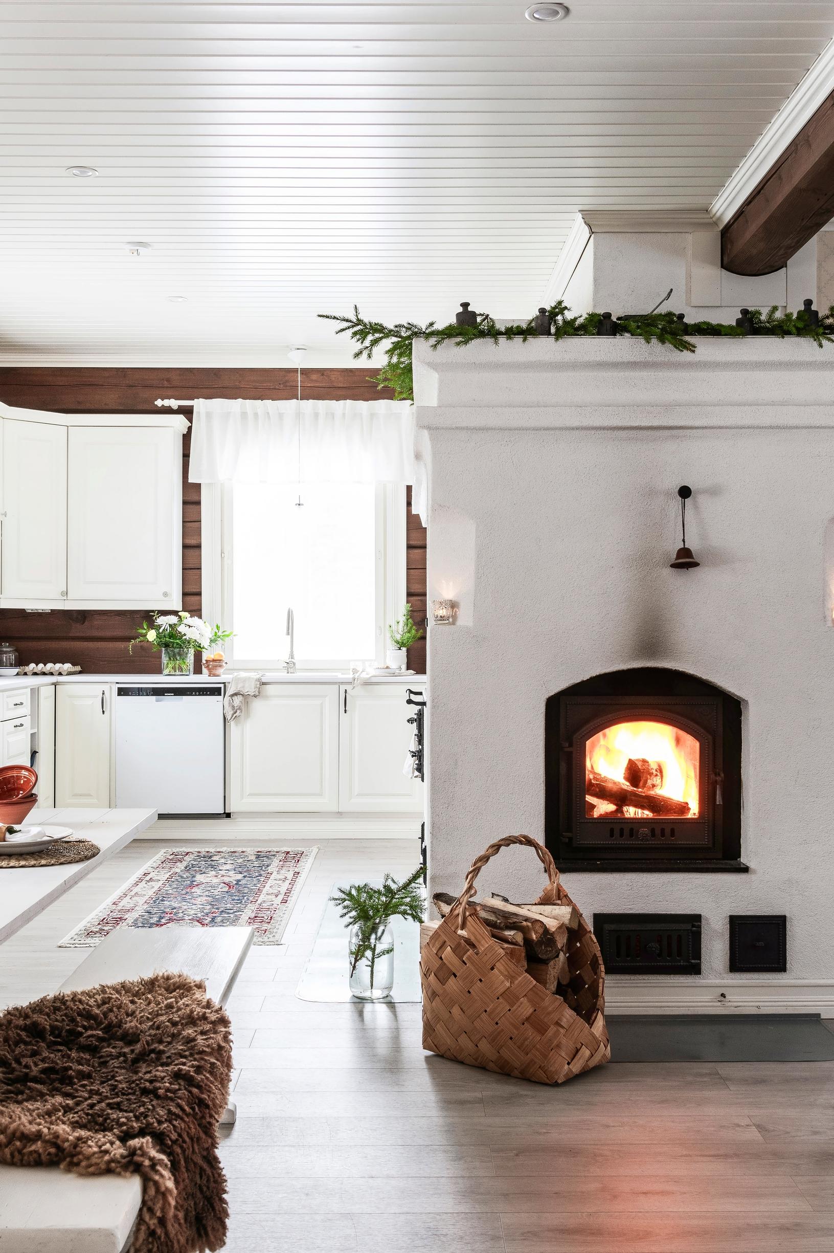 Baking oven in the kitchen