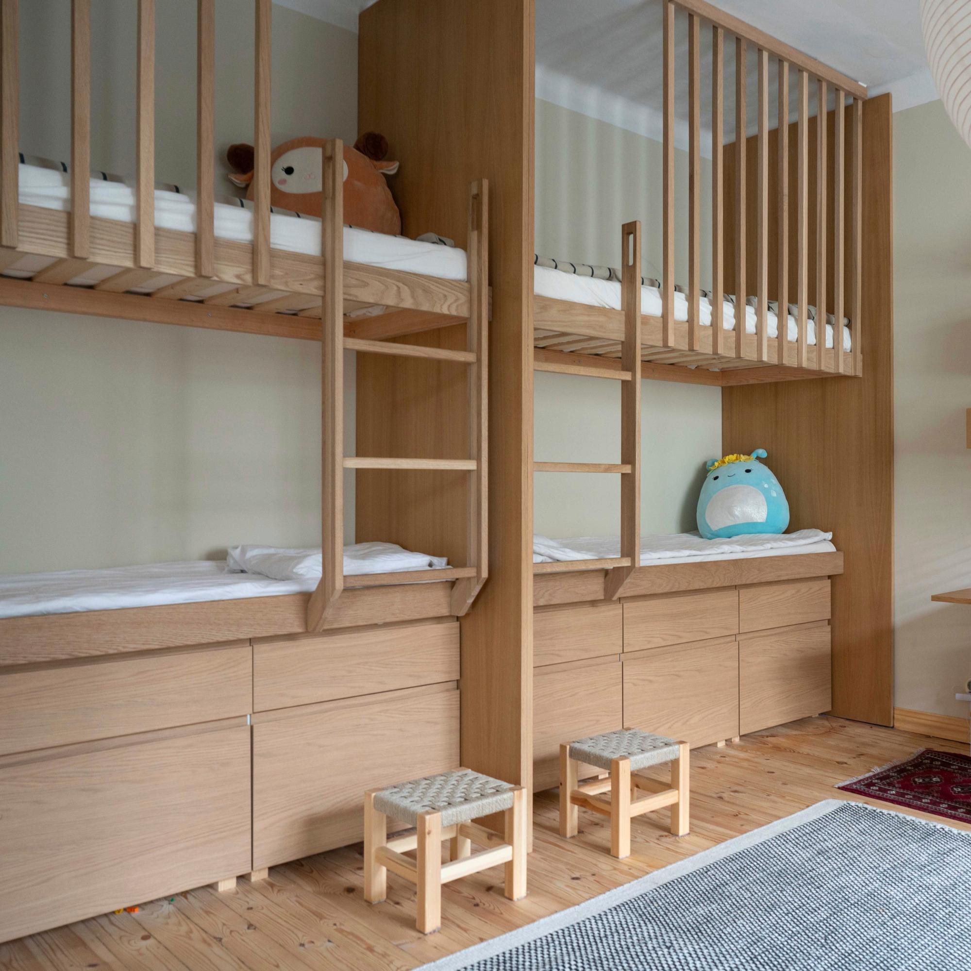 Wow, a four-person bunk bed! This couple’s clever idea created more space in their one-bedroom apartment
