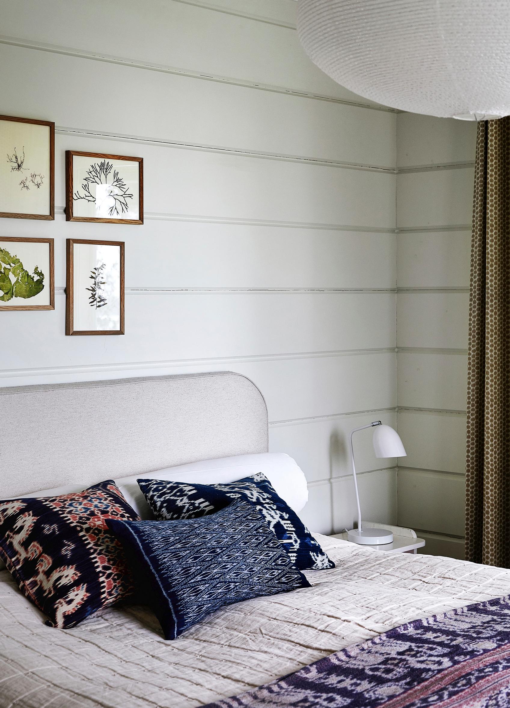 Headboard with rounded corners