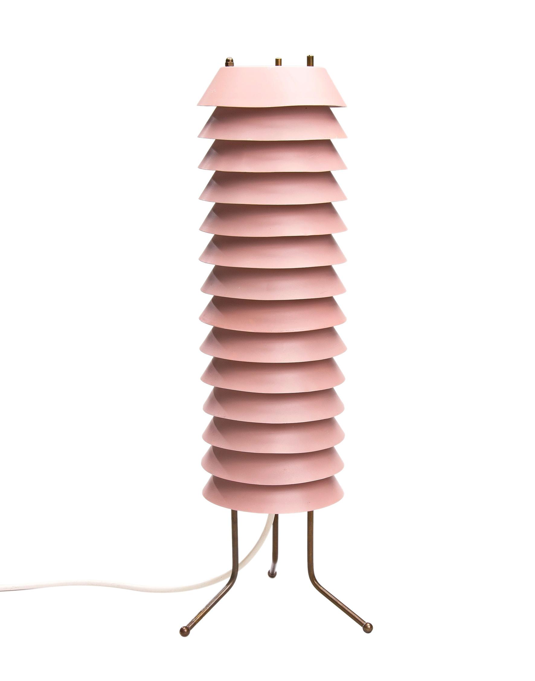 Ilmari Tapiovaara’s Maija Mehiläinen lamp