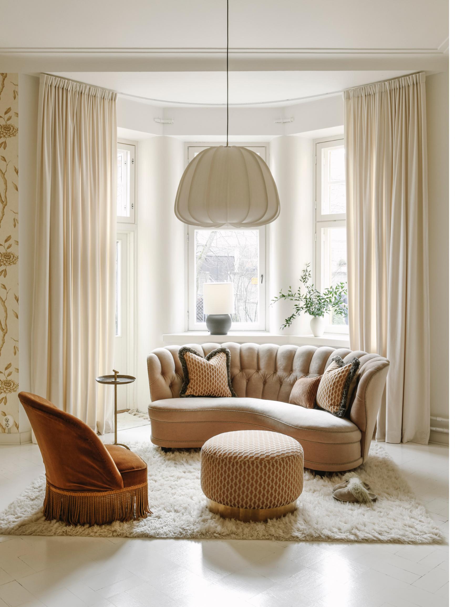 Helsinki home decorated with burnt orange, ochre, and bold patterns: “I’ve finally returned to the style and ambiance I truly enjoy”