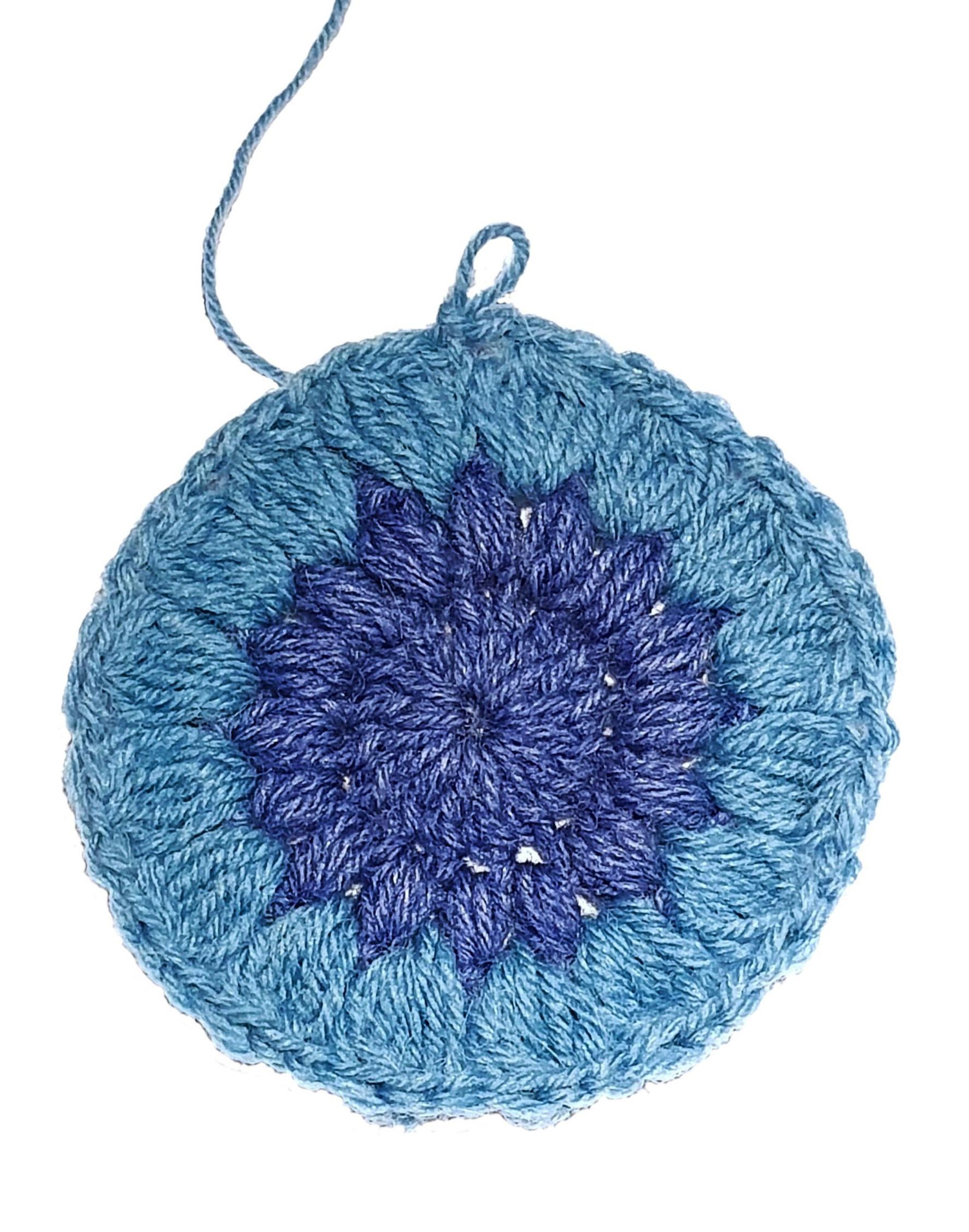 Crocheted belt bag, Round 3