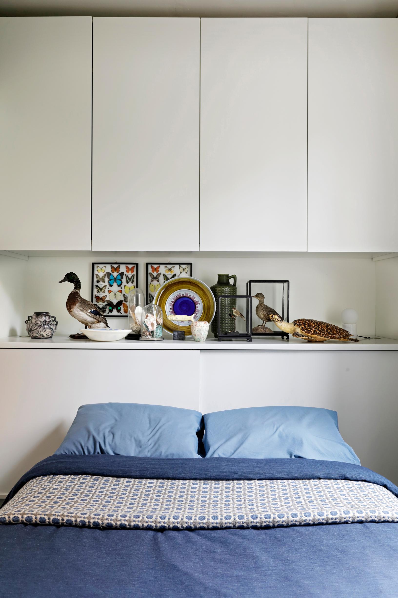 Headboard as storage space