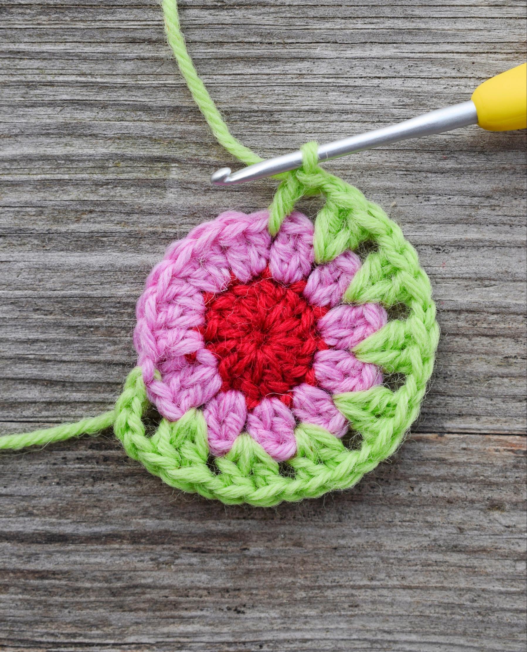 Work 2 dc + ch 1 in each space between dc pairs of the previous round. Continue around.