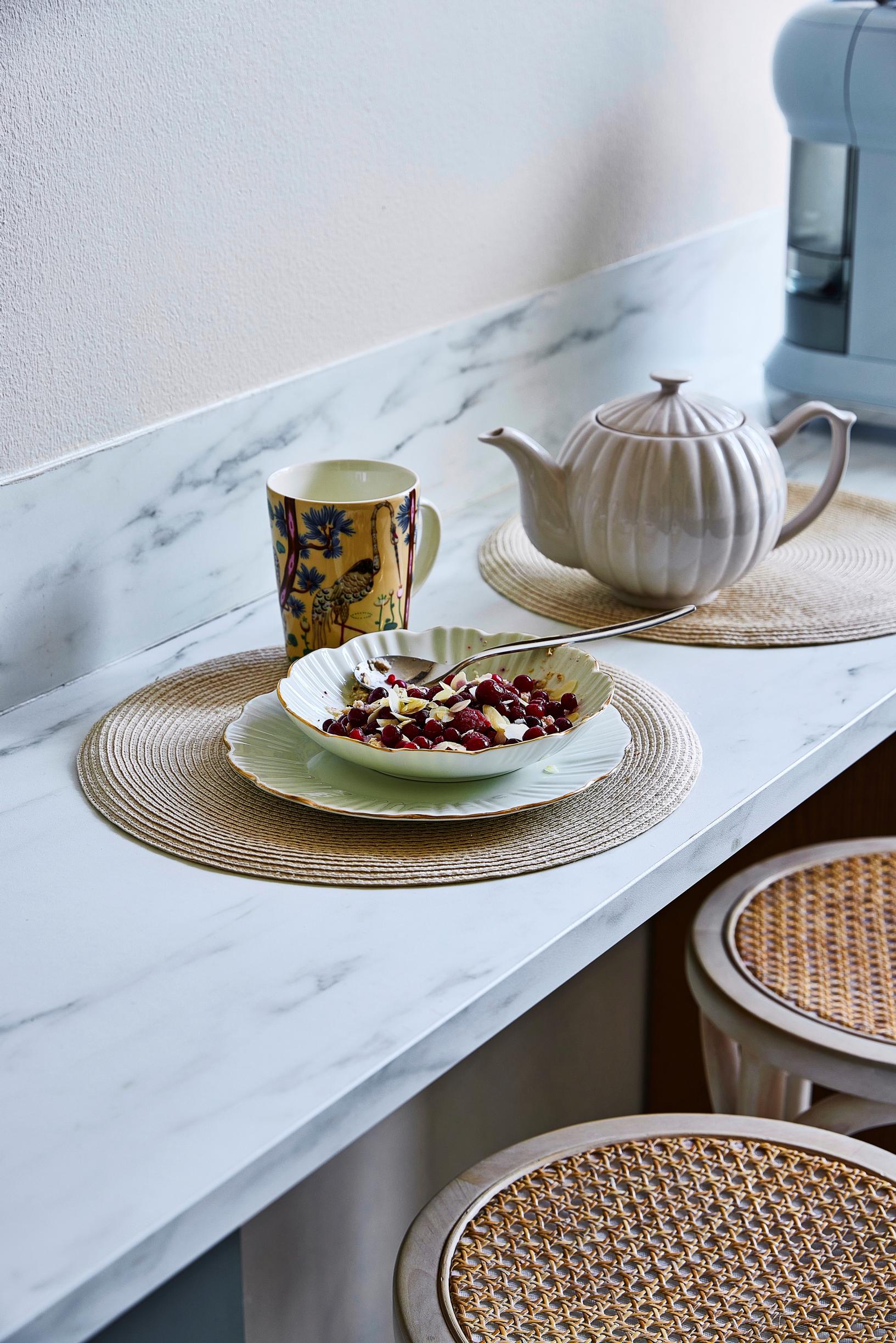 Breakfast on the kitchen countertop