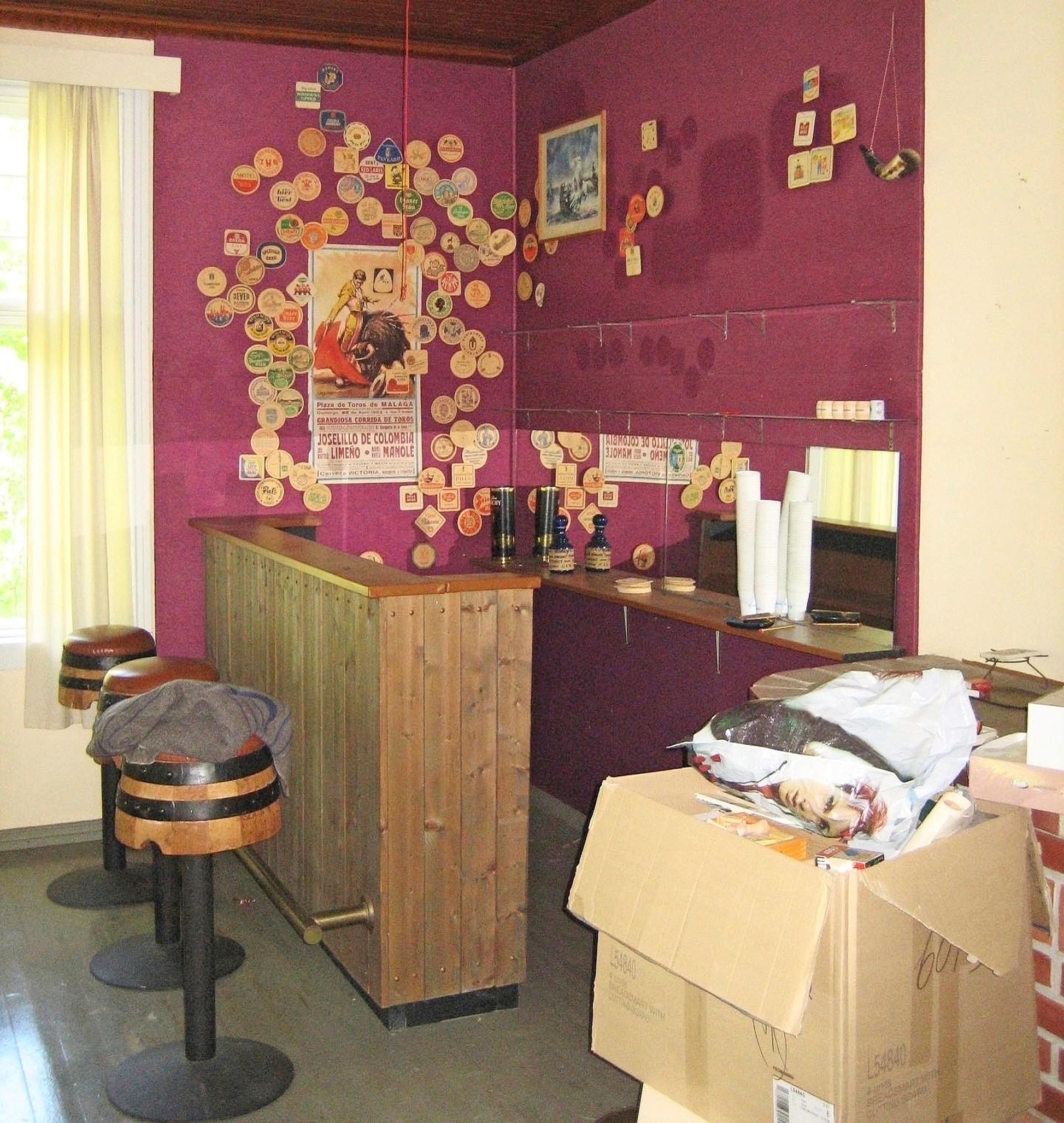 Before the renovation, there was a bar counter where the staircase now stands.