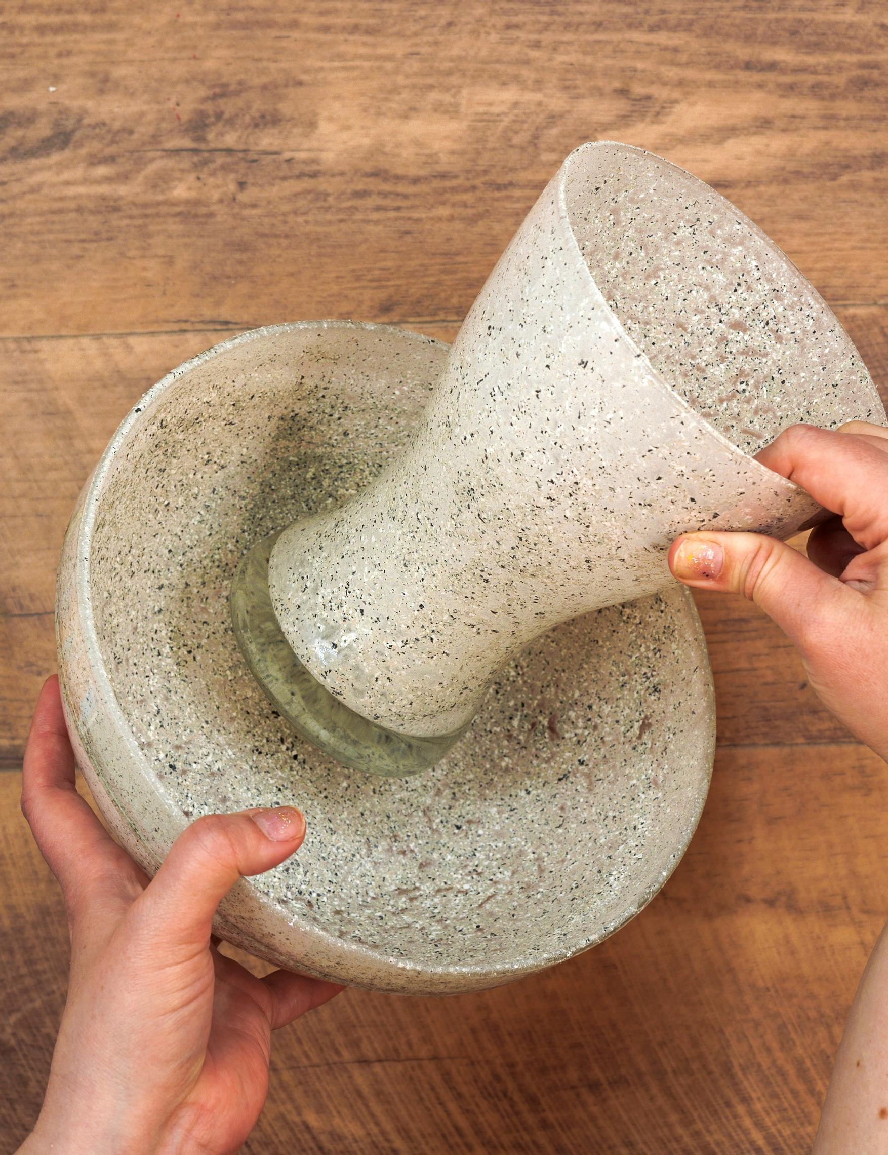 Glue the lamp parts together.