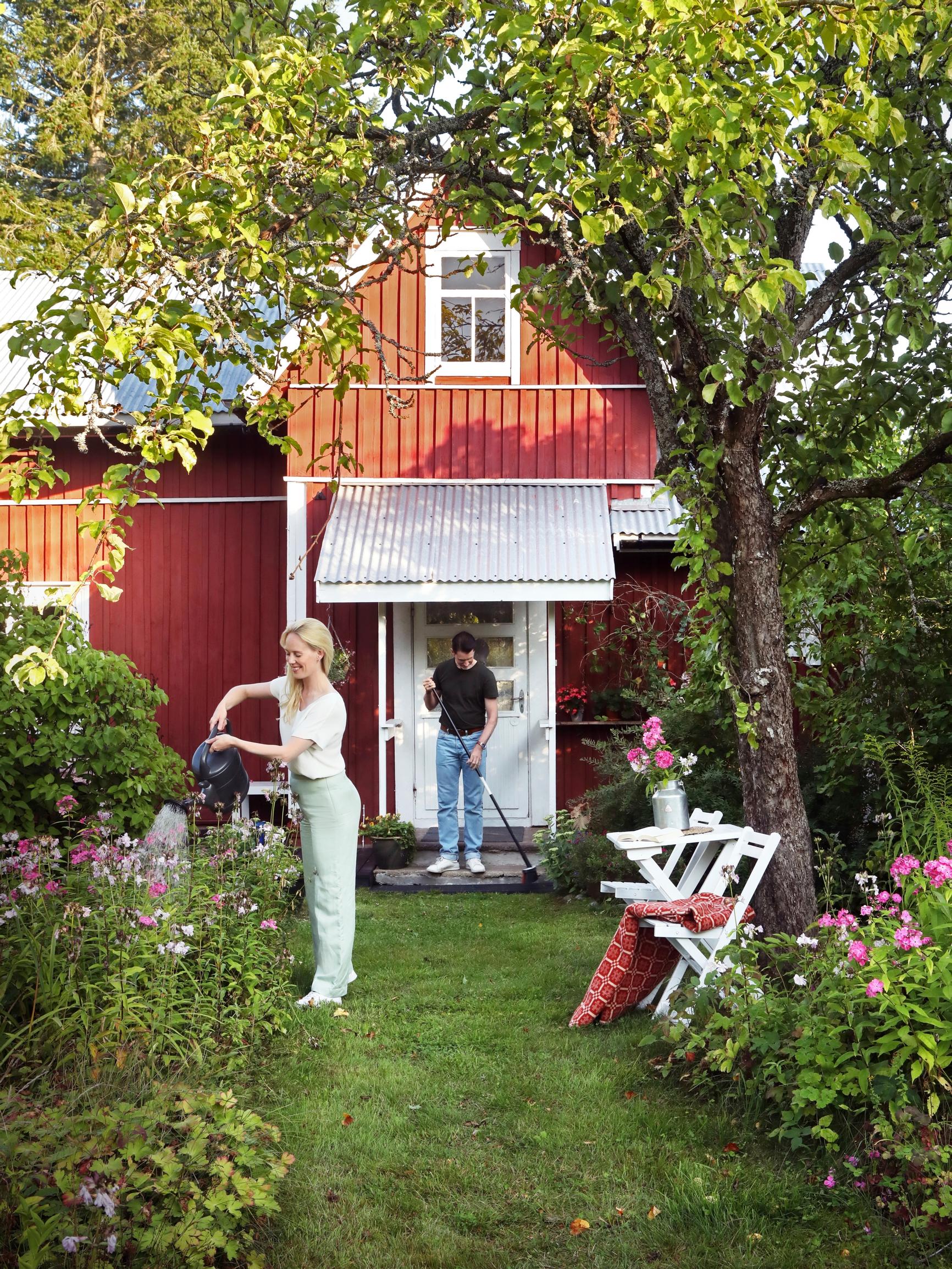 Inside the idyllic archipelago cottage of Dancing with the Stars’ instructors: “We want to preserve the atmosphere of the old house”