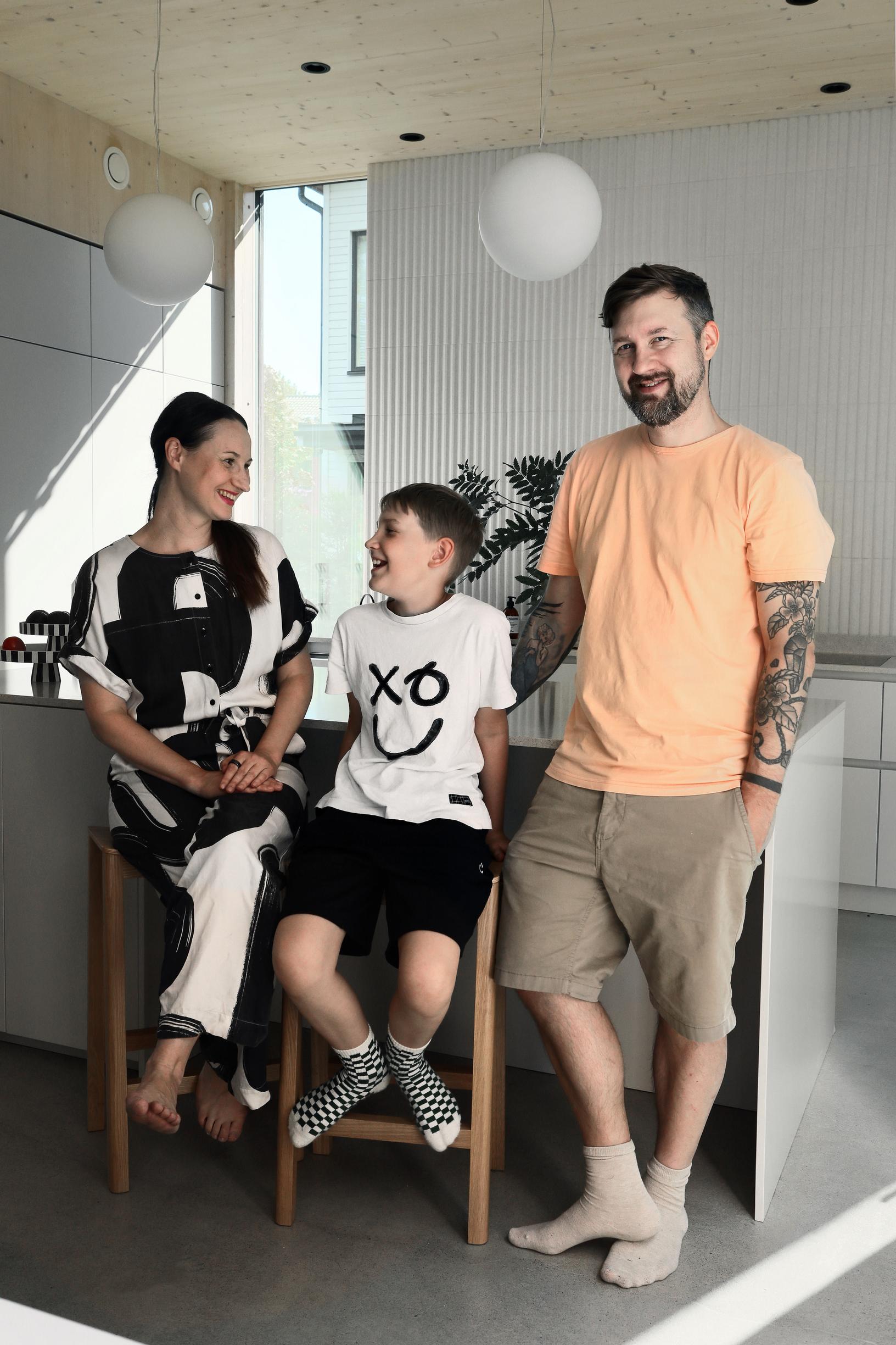 The interviewees: mother, child, and father