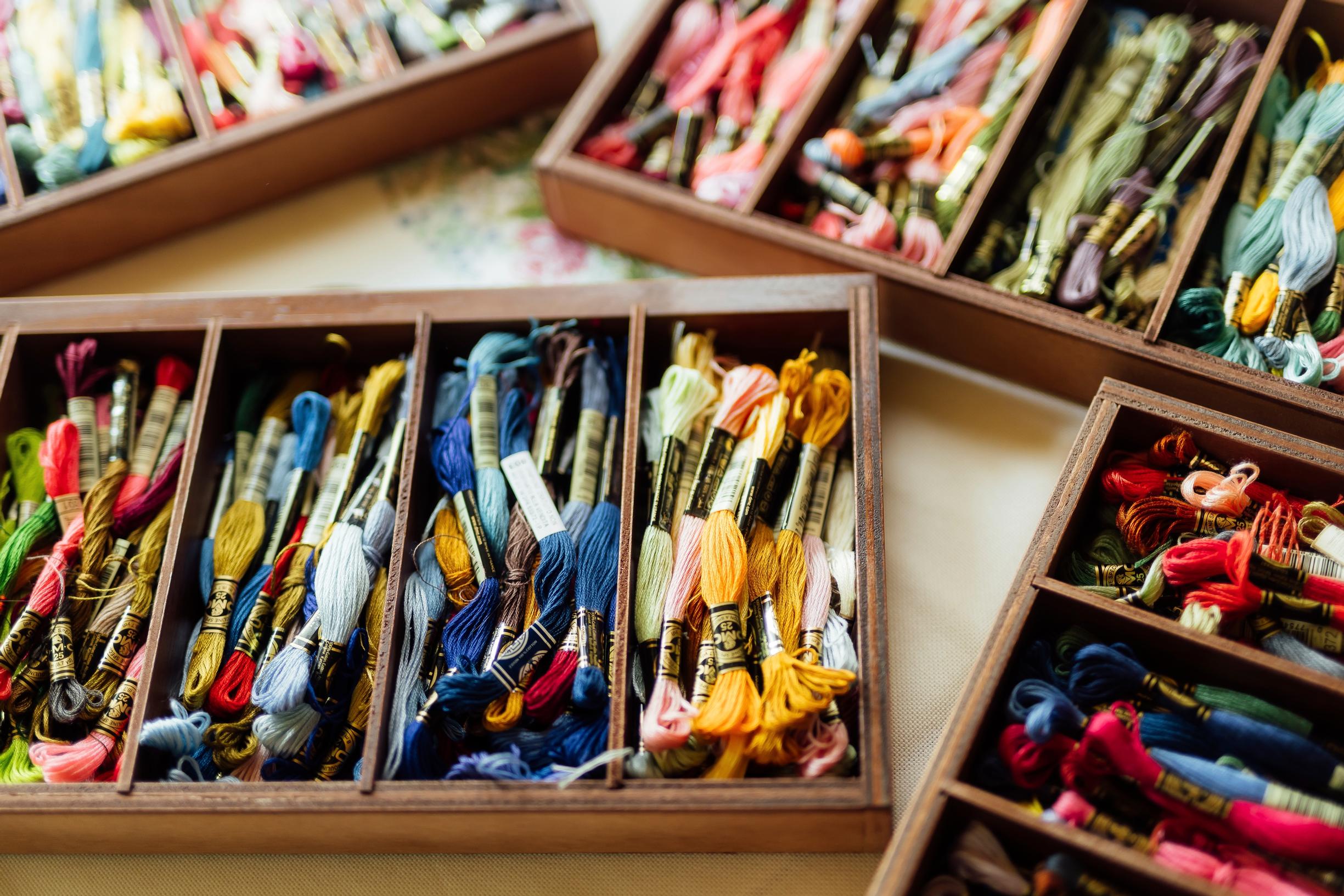 Tanja’s threads arranged by color.