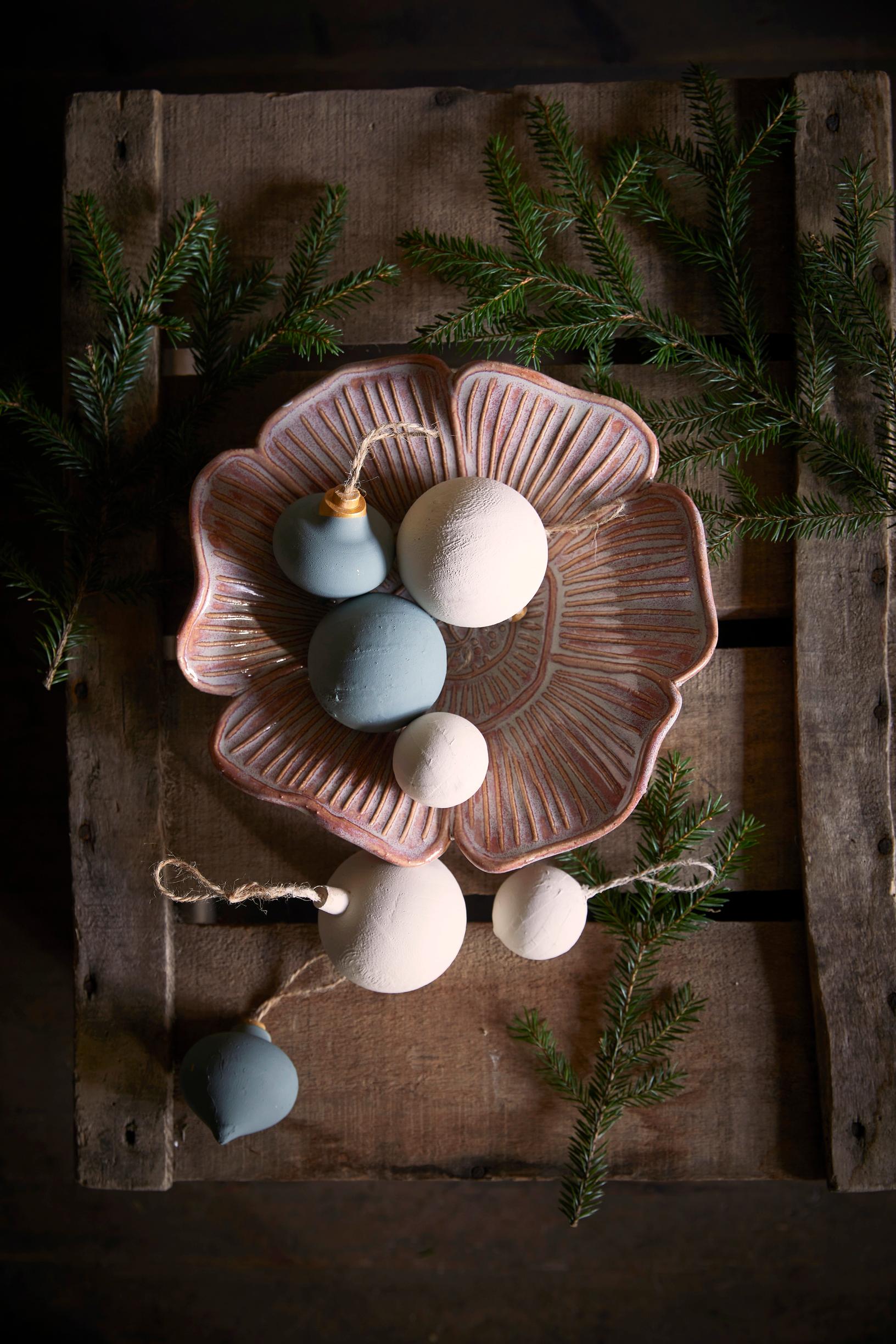 Matte-finish Christmas ornaments