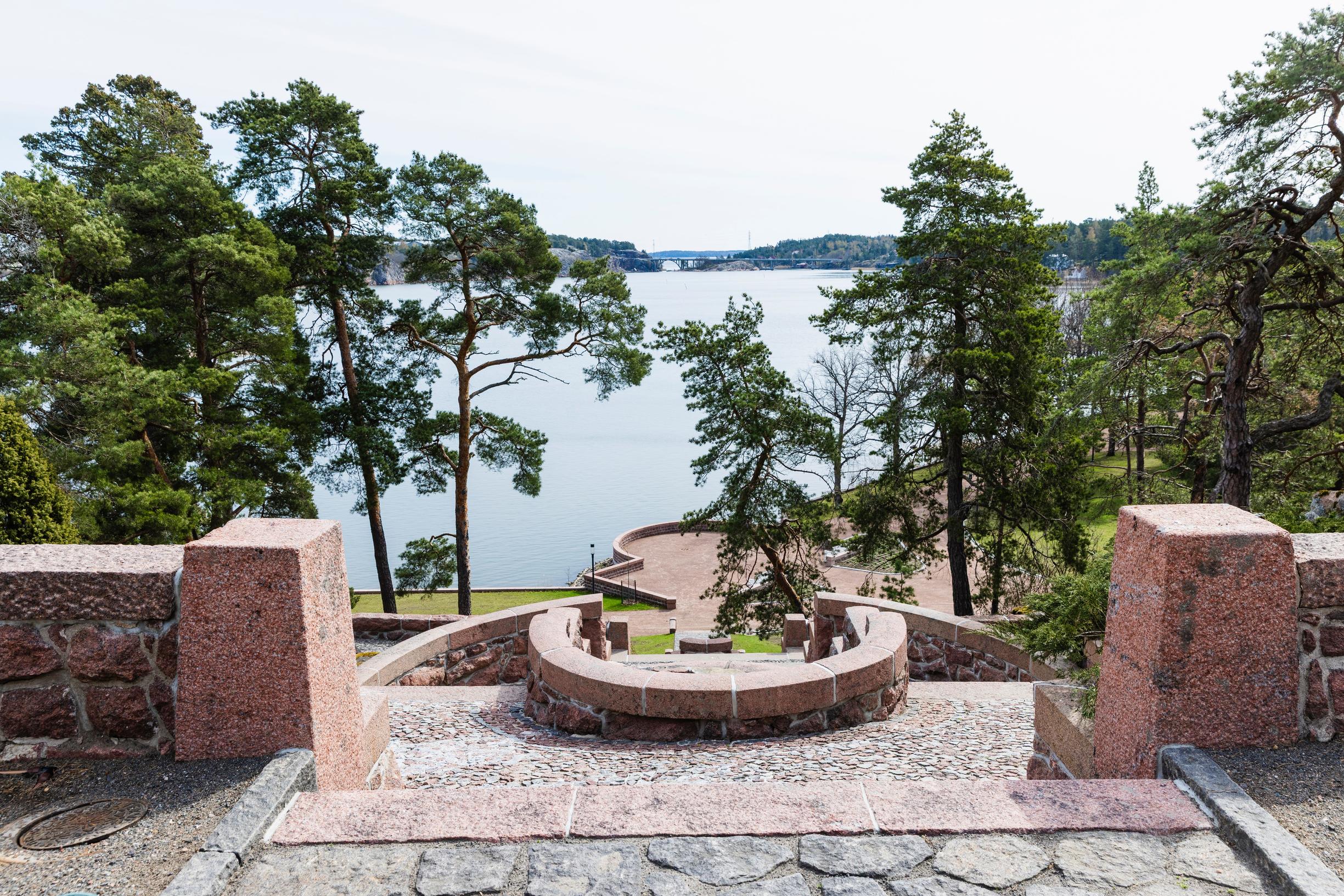 A view from Kultaranta’s terrace through the trees to the sea