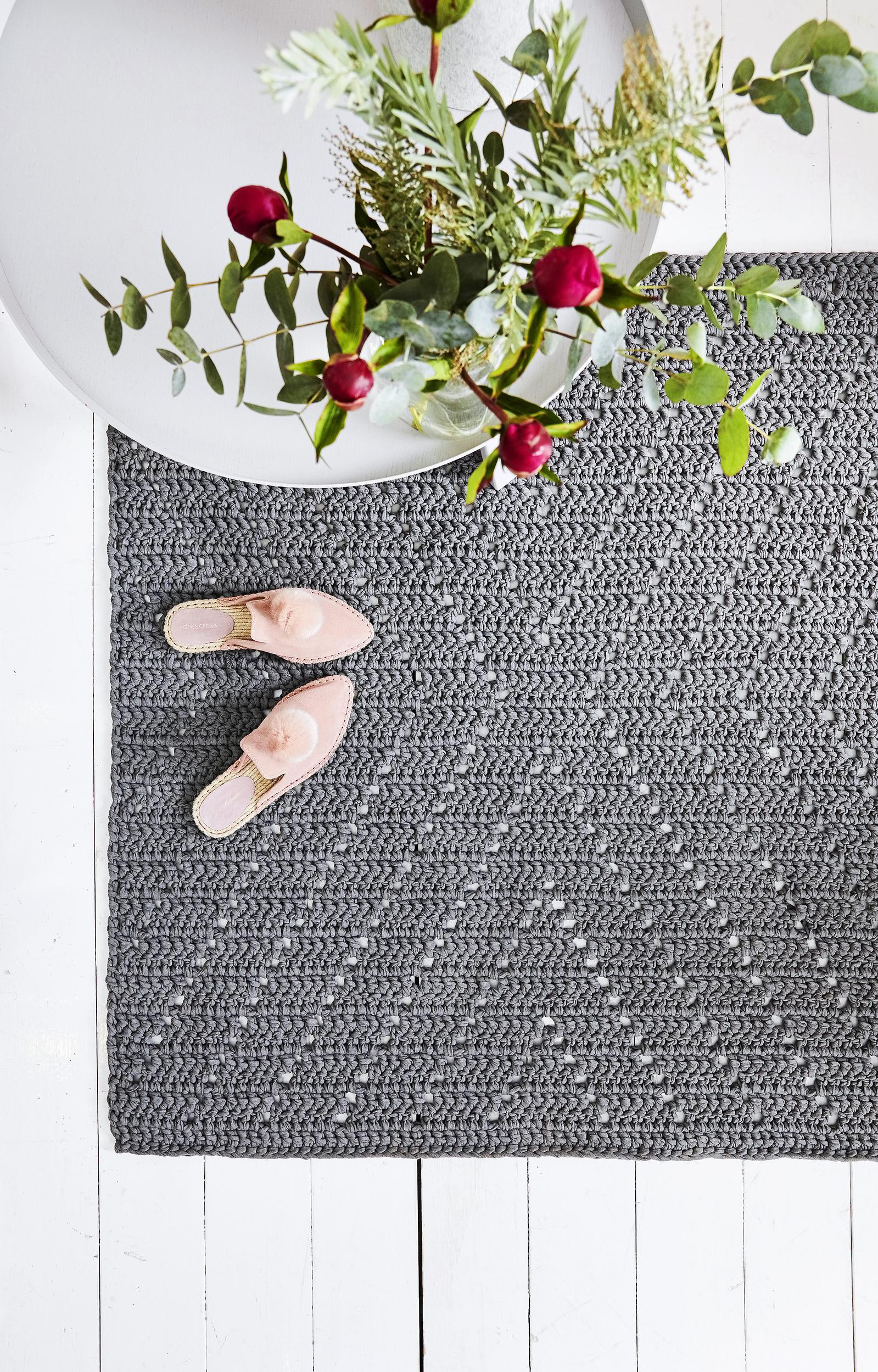 Easy crocheted rug—see the pattern! | Kotona Living