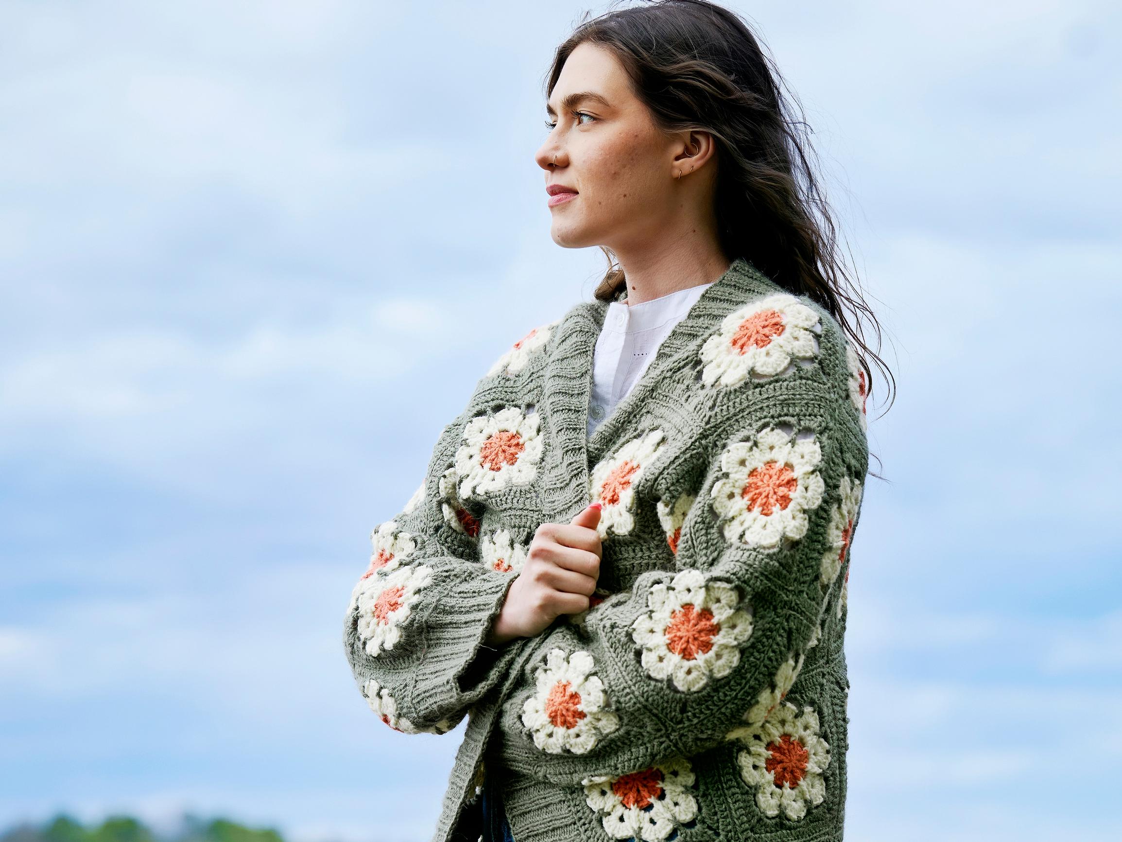 Crocheted cardigan from squares—an eye-catching flower cardigan that comes together square by square
