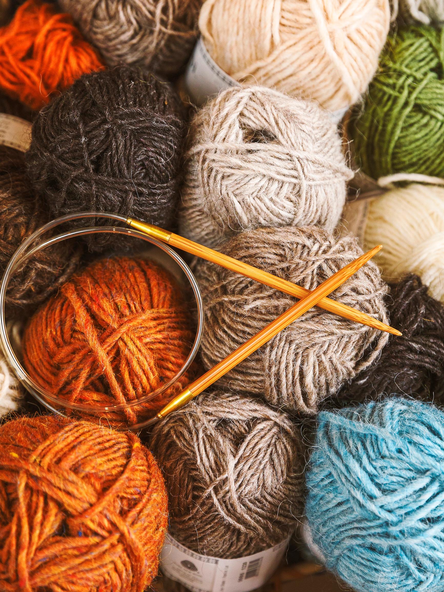 5 tips for choosing knitting needles—here’s how to find the right needles for every project