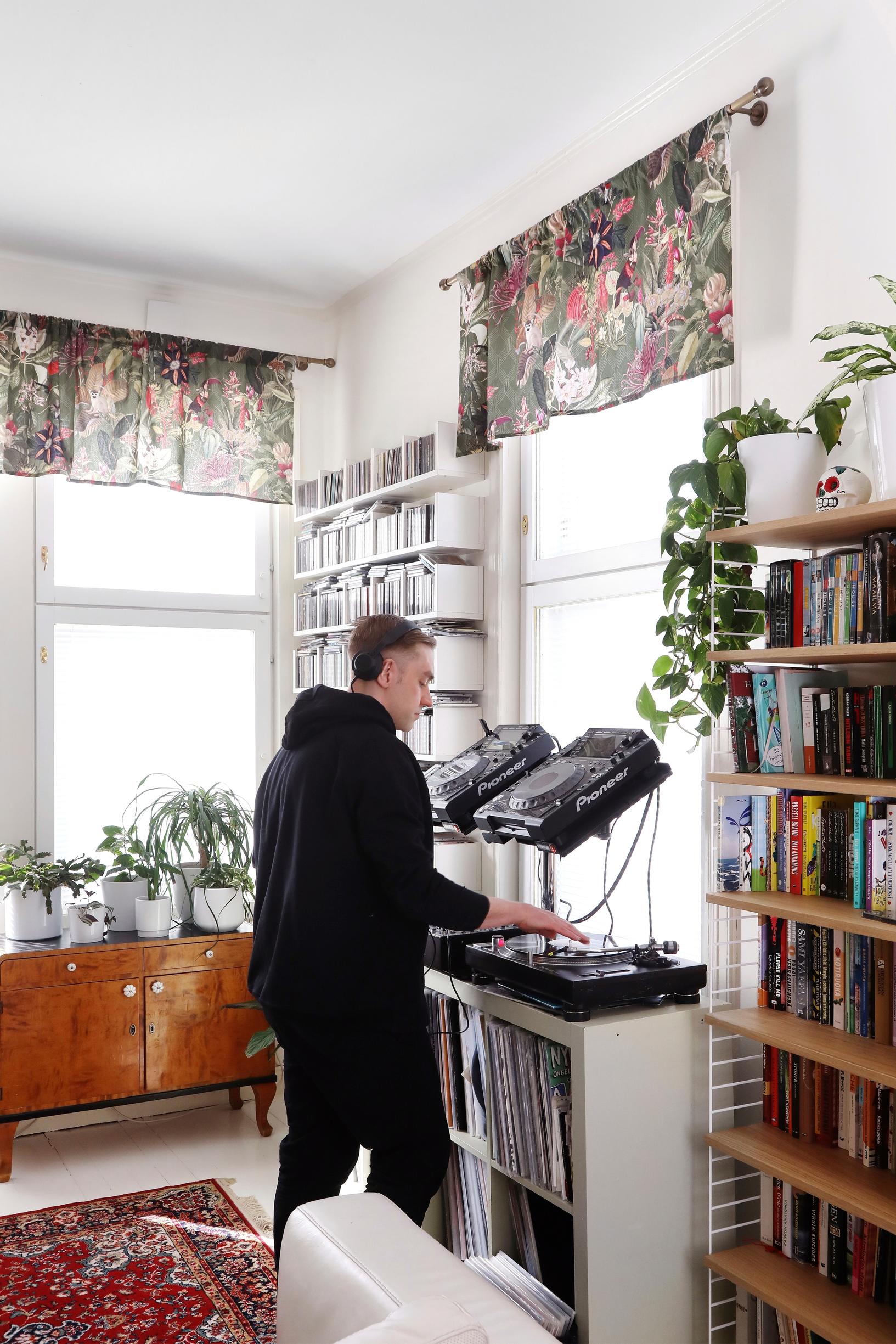 Mikko’s record collection in the living room