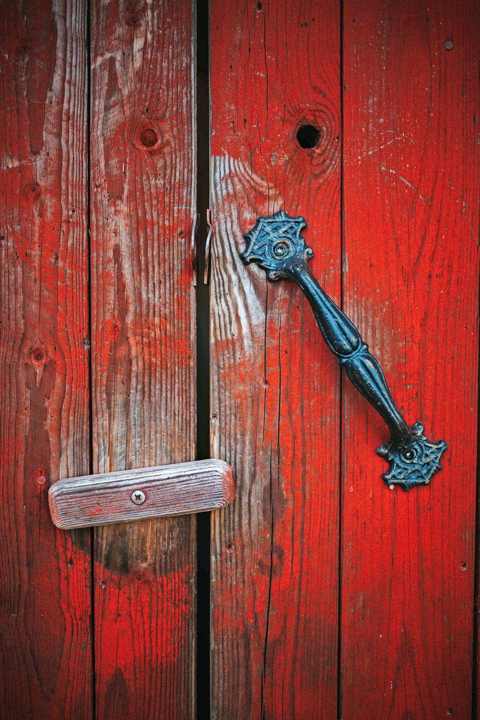 The outhouse’s decorative door handle