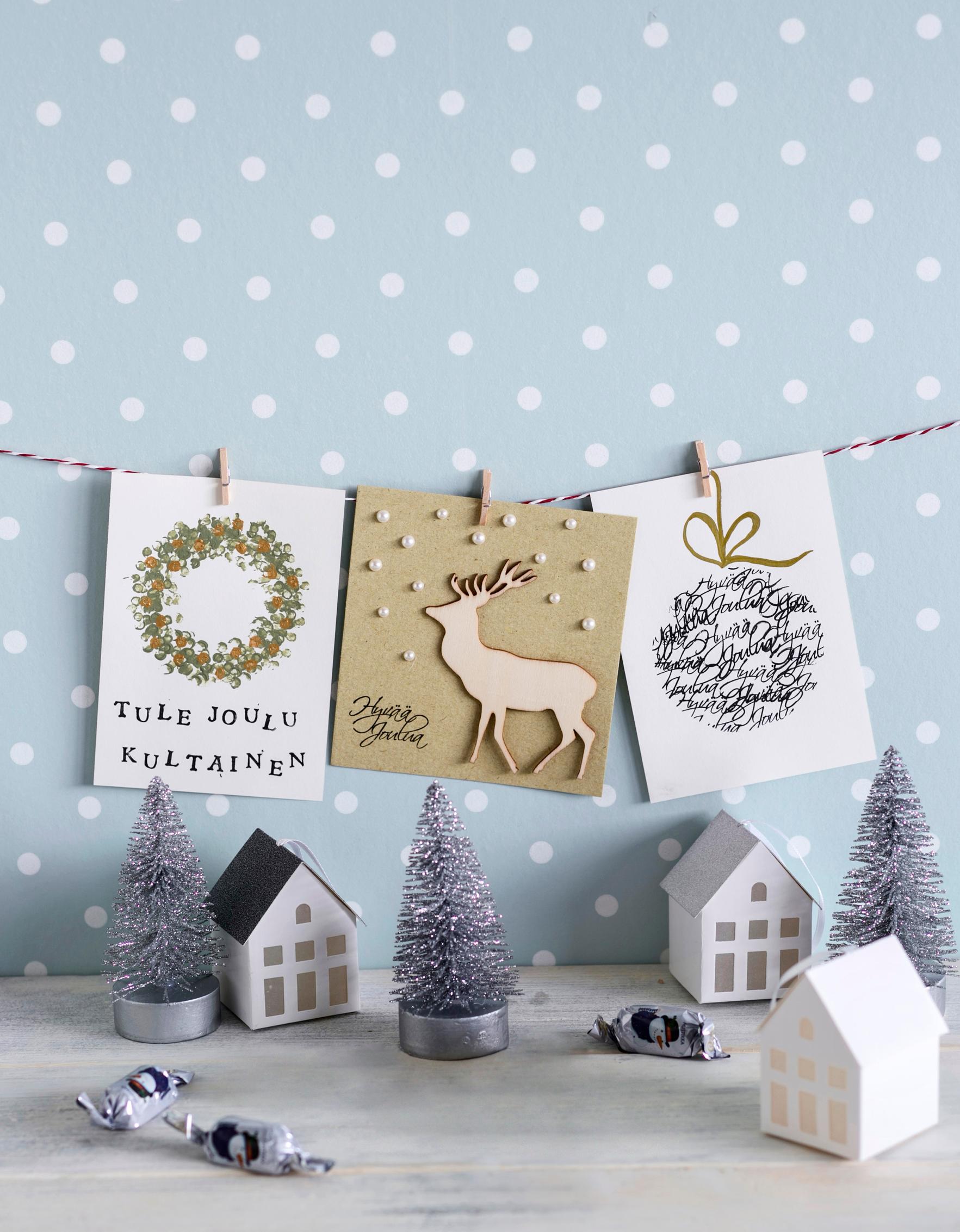 Crafting Christmas cards: 12 delightful ideas for creating a large pile in one evening