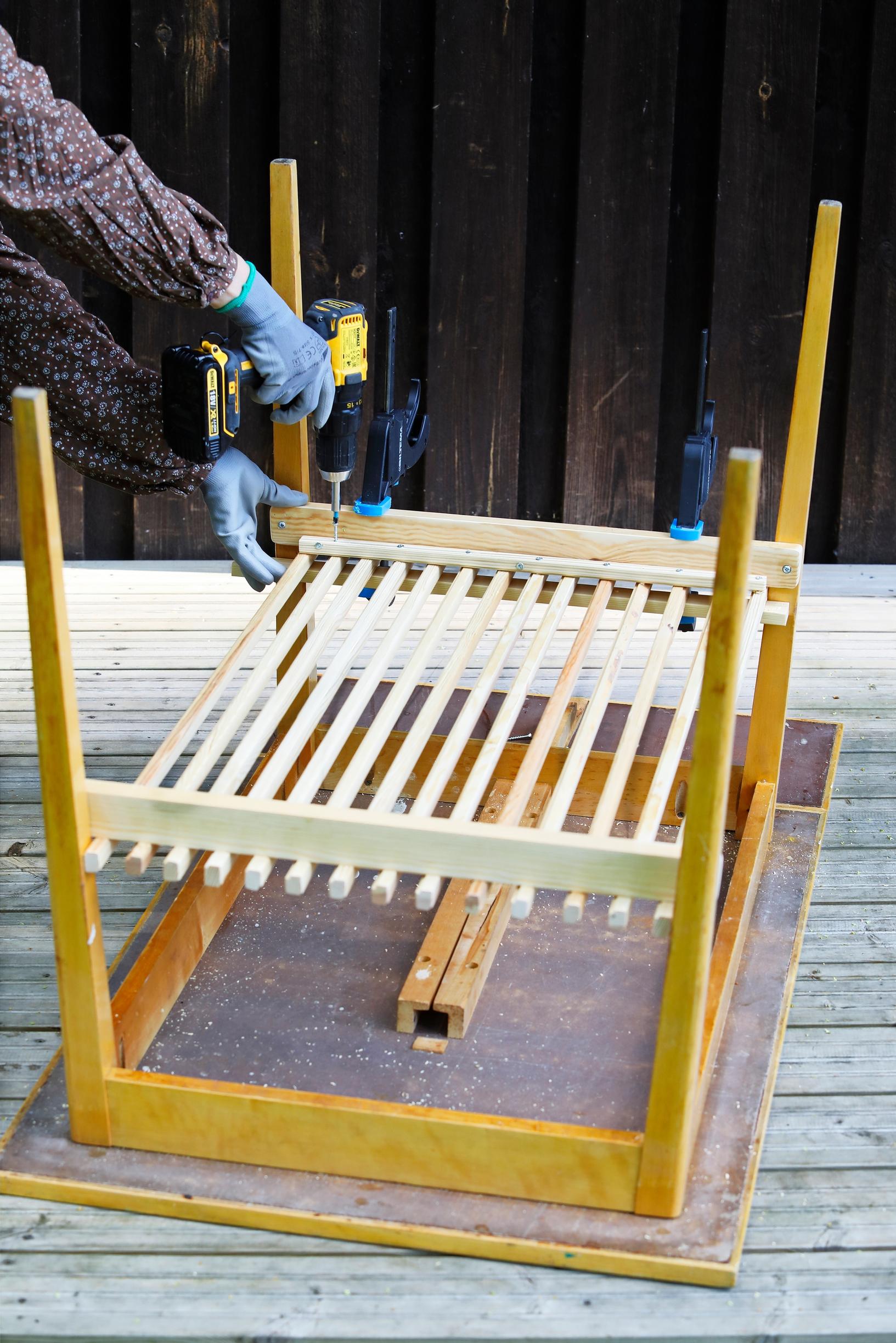 Attaching shelf supports
