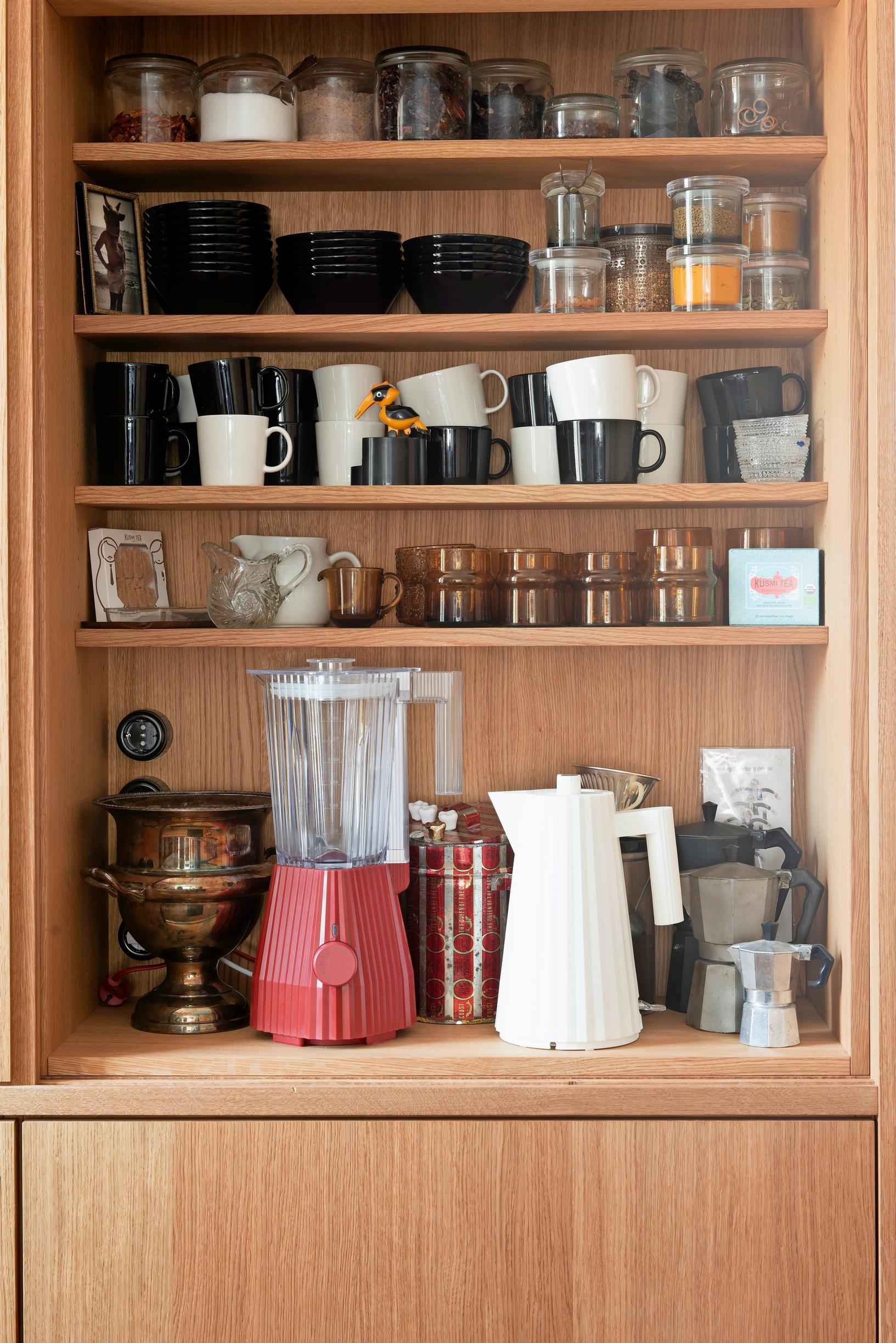 Breakfast cabinet with appliances and tableware from Arabia and Iittala