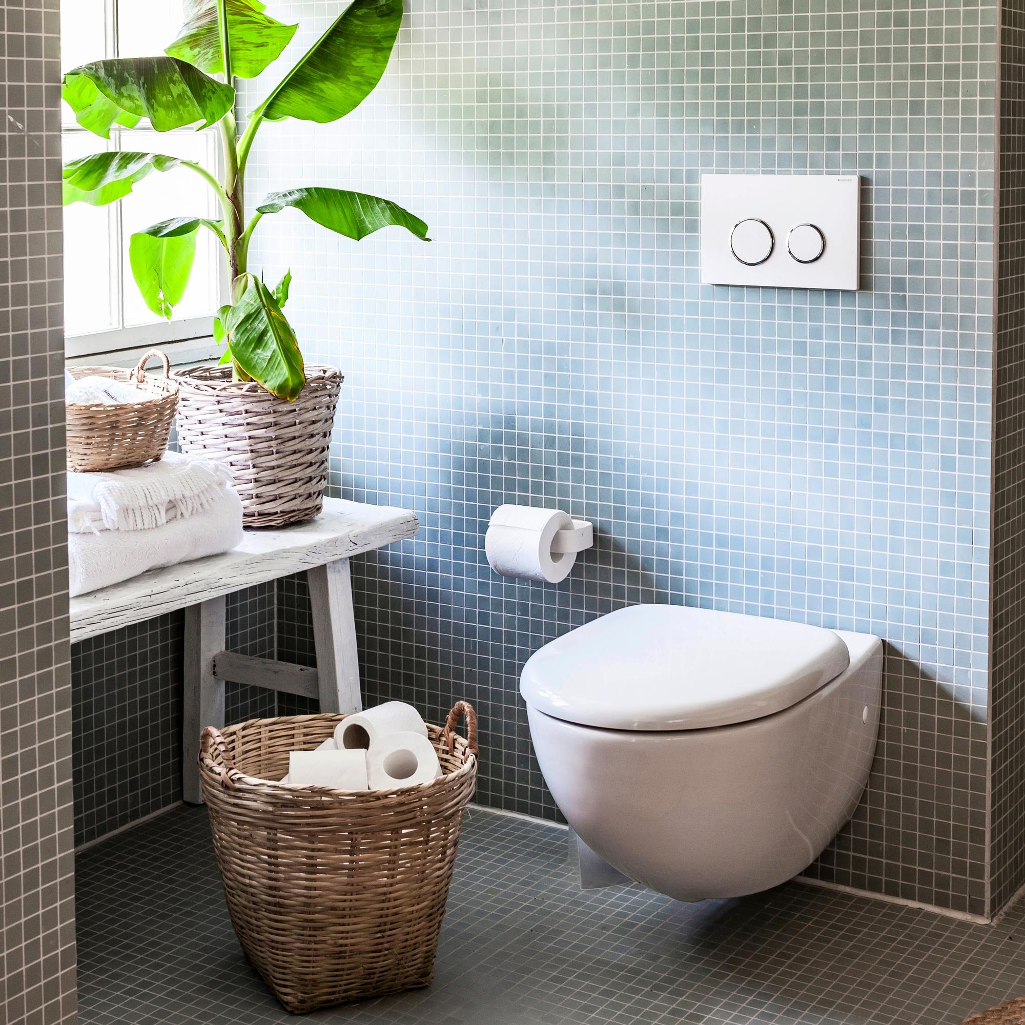 Small bathroom? Here are 11 inspiring ideas to maximize your space
