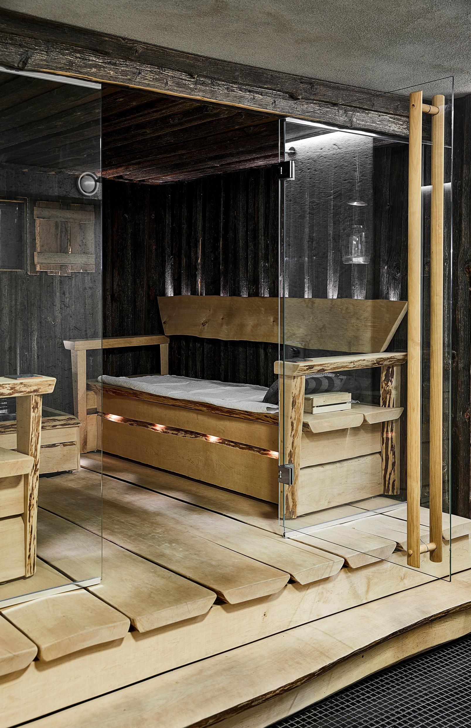 A sauna that uses wood from an old barn