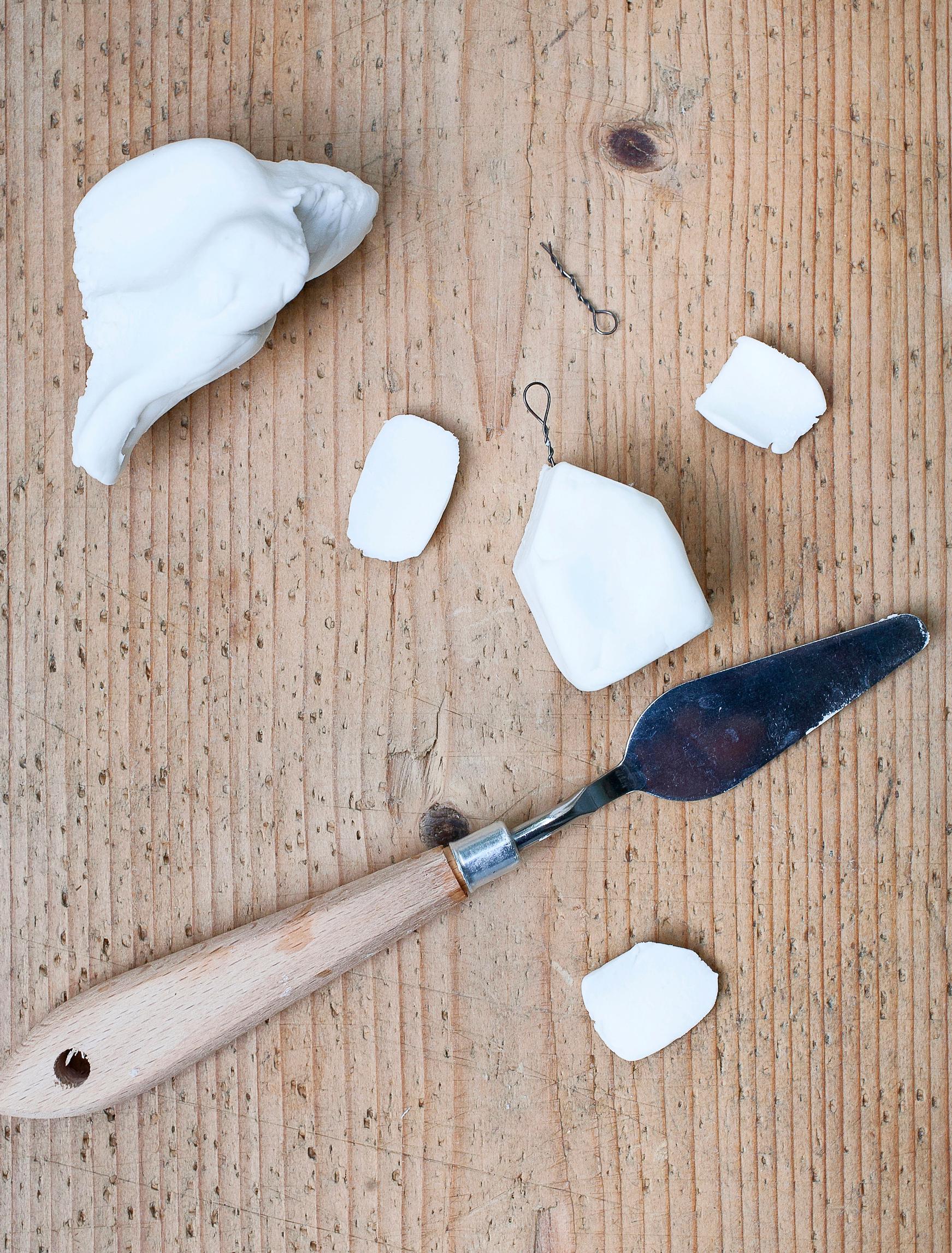 Shaping tiny houses from Fimo clay