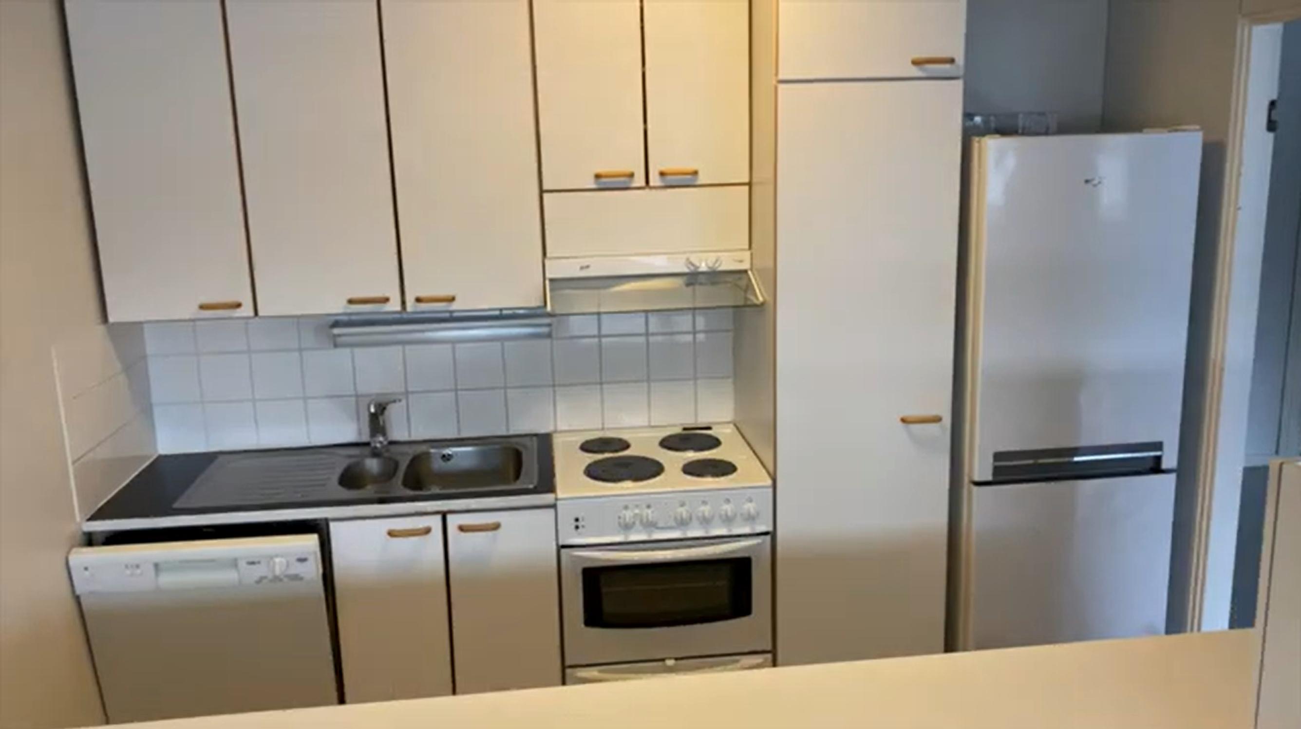 Leena’s kitchen before the renovation
