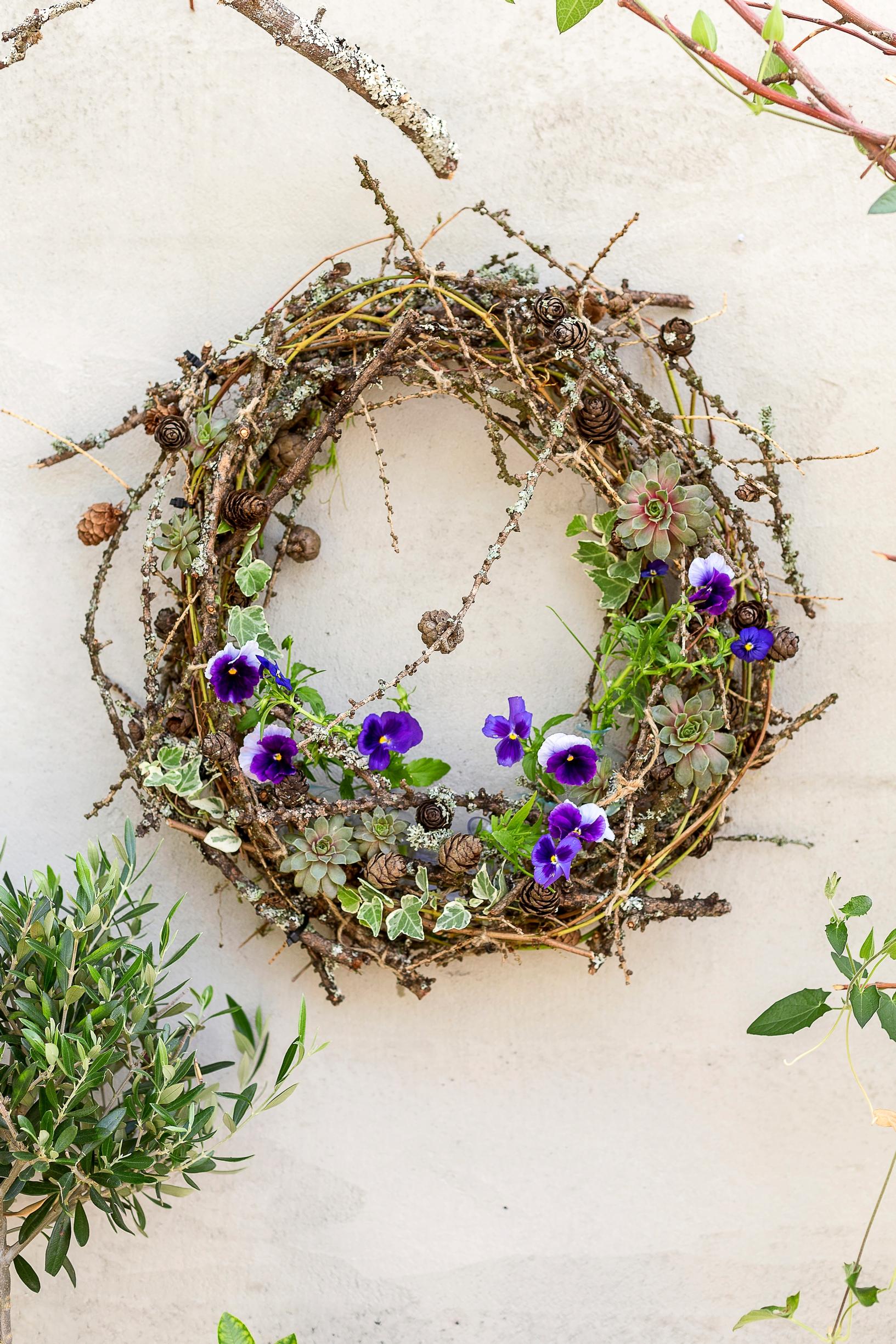 Pansy wreath made from branches