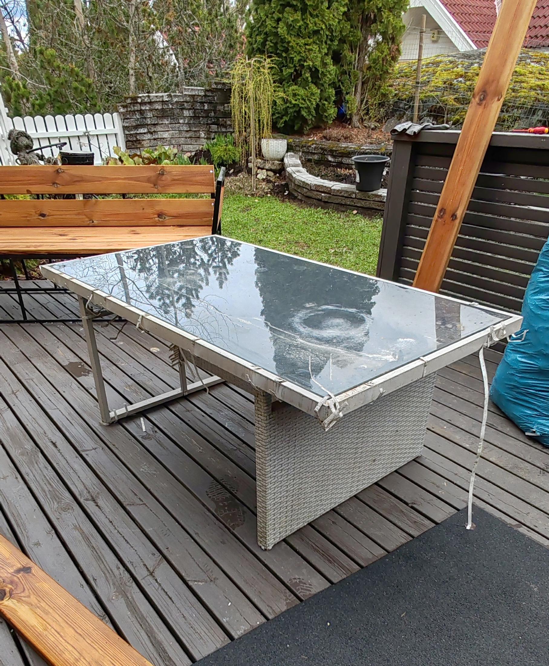 Terrace table before the makeover