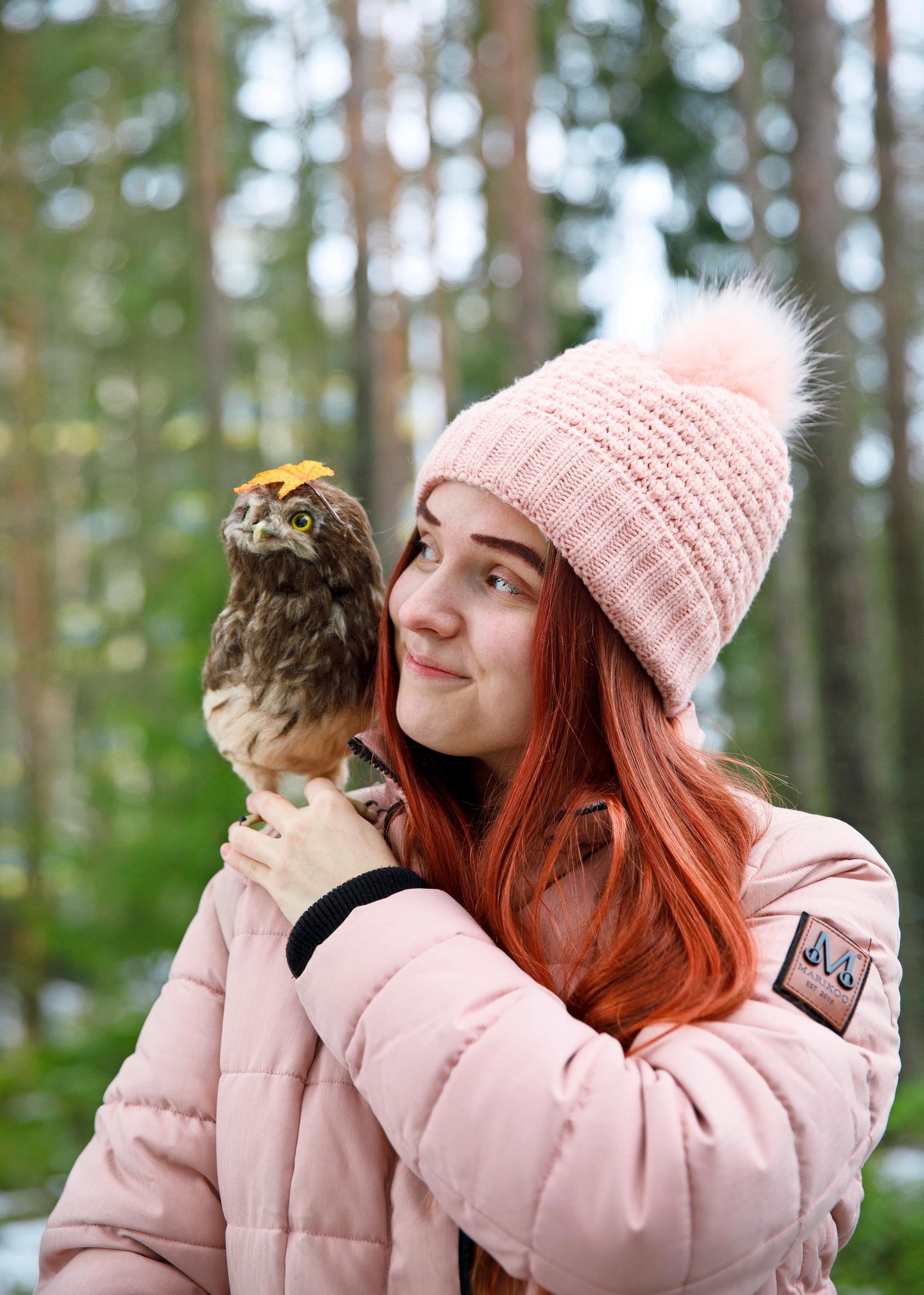 Mirjami with a felted owl.