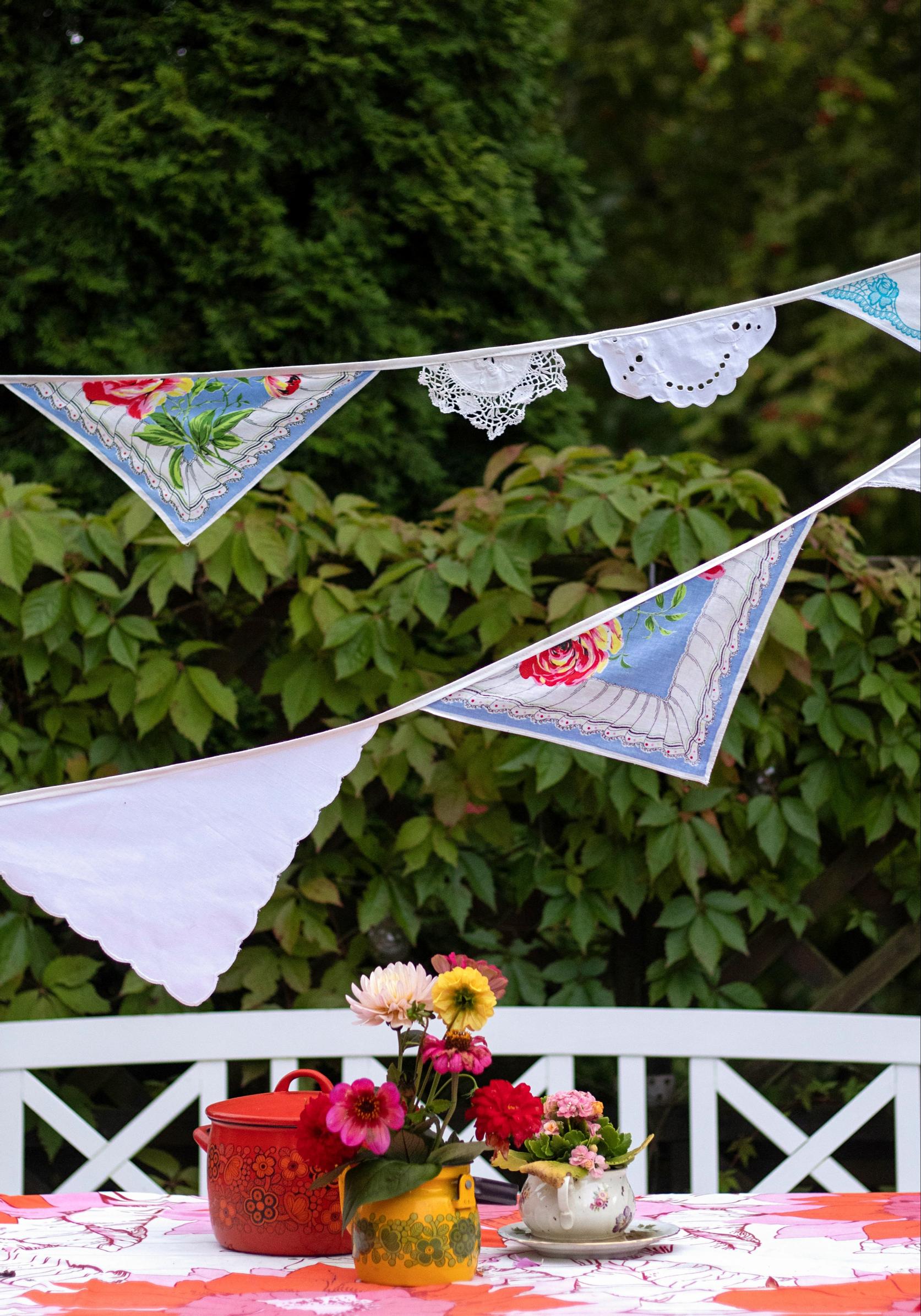 Bunting above the table