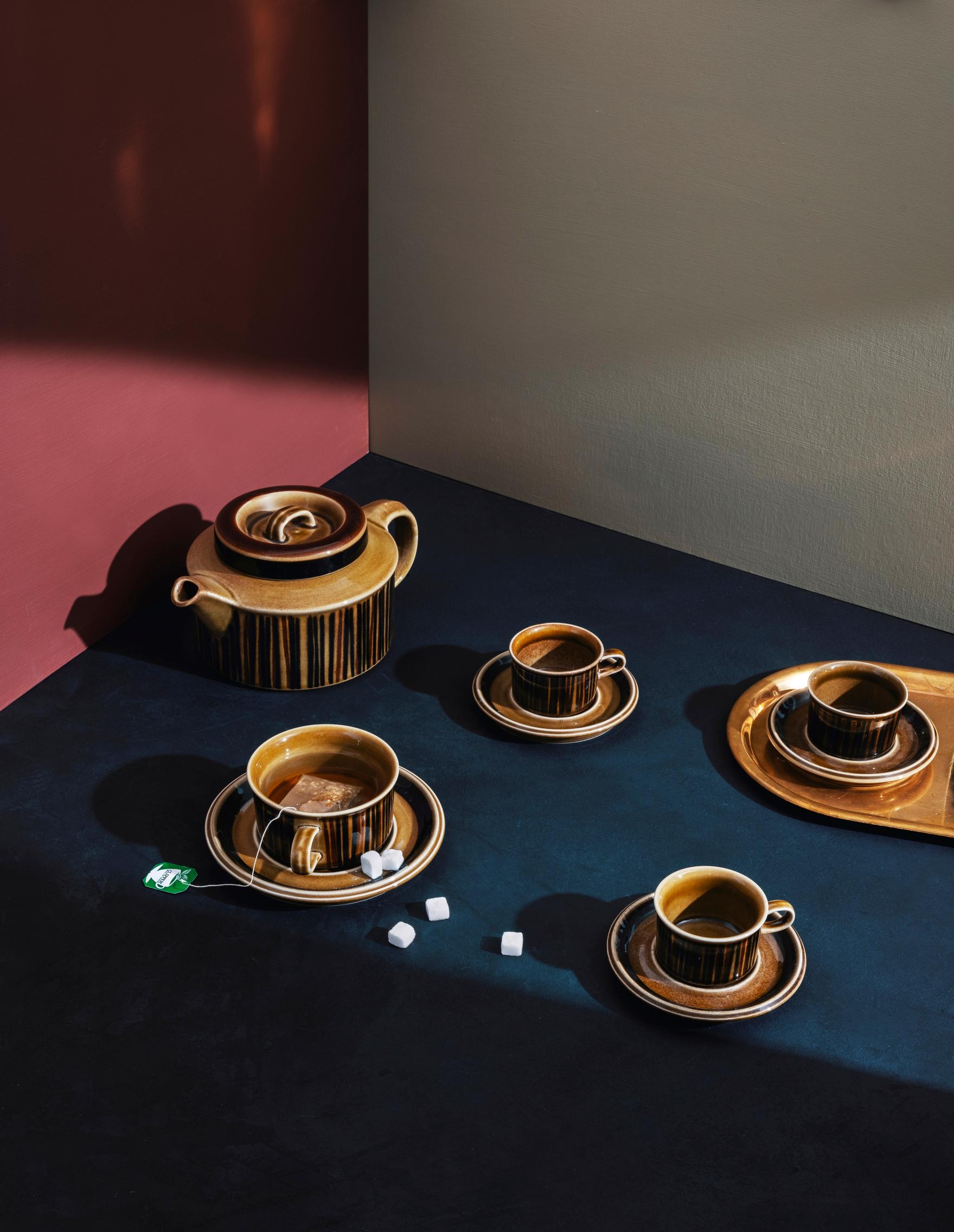 Ulla Procopé’s Kosmos tableware