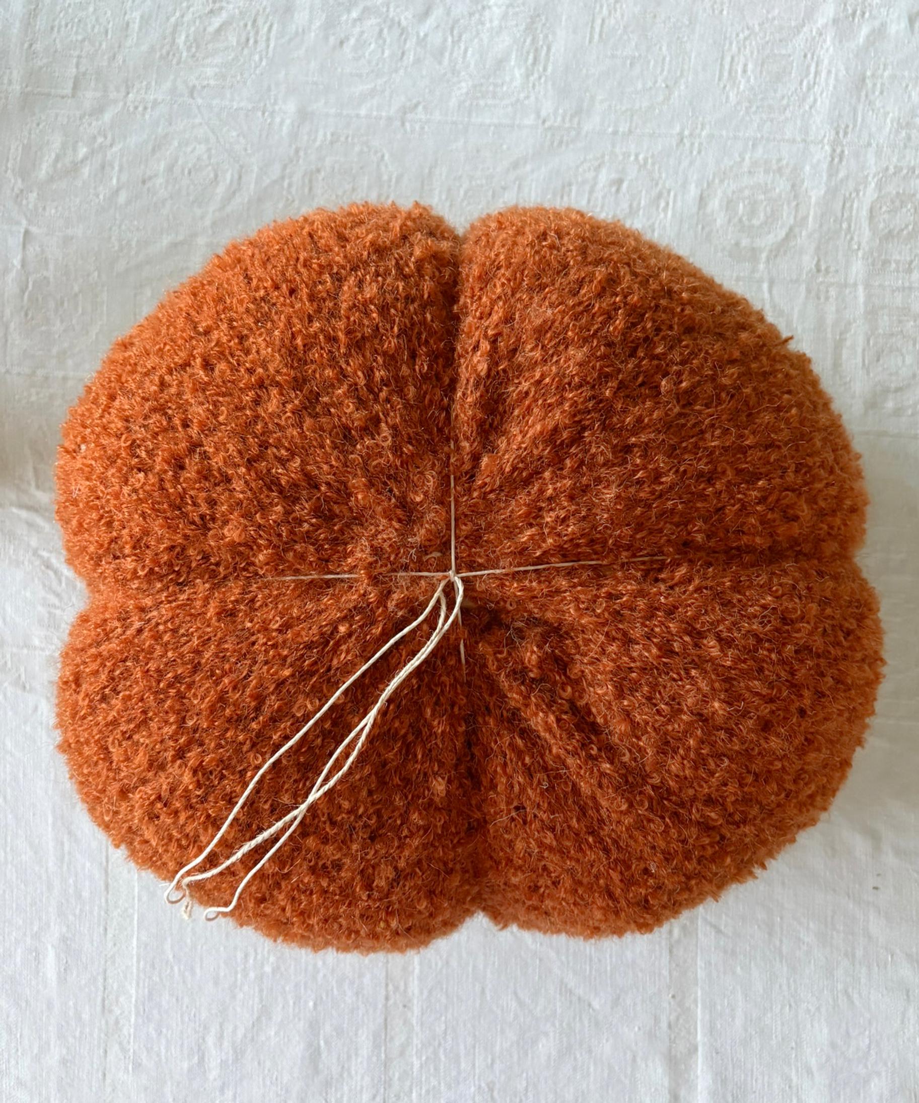 plush pumpkin pillow diy