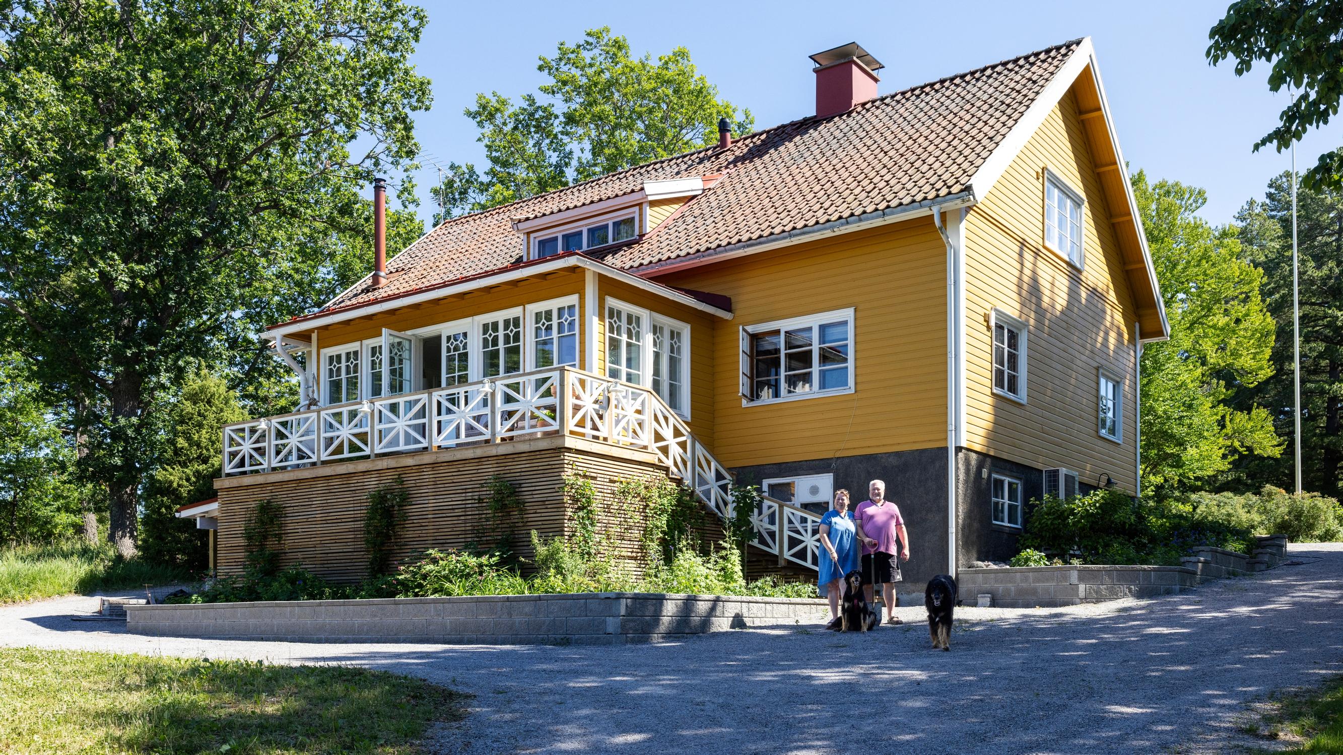 Swept away by a seaside dream: Heidi and Markku sold everything and took Heidi’s mother to the countryside