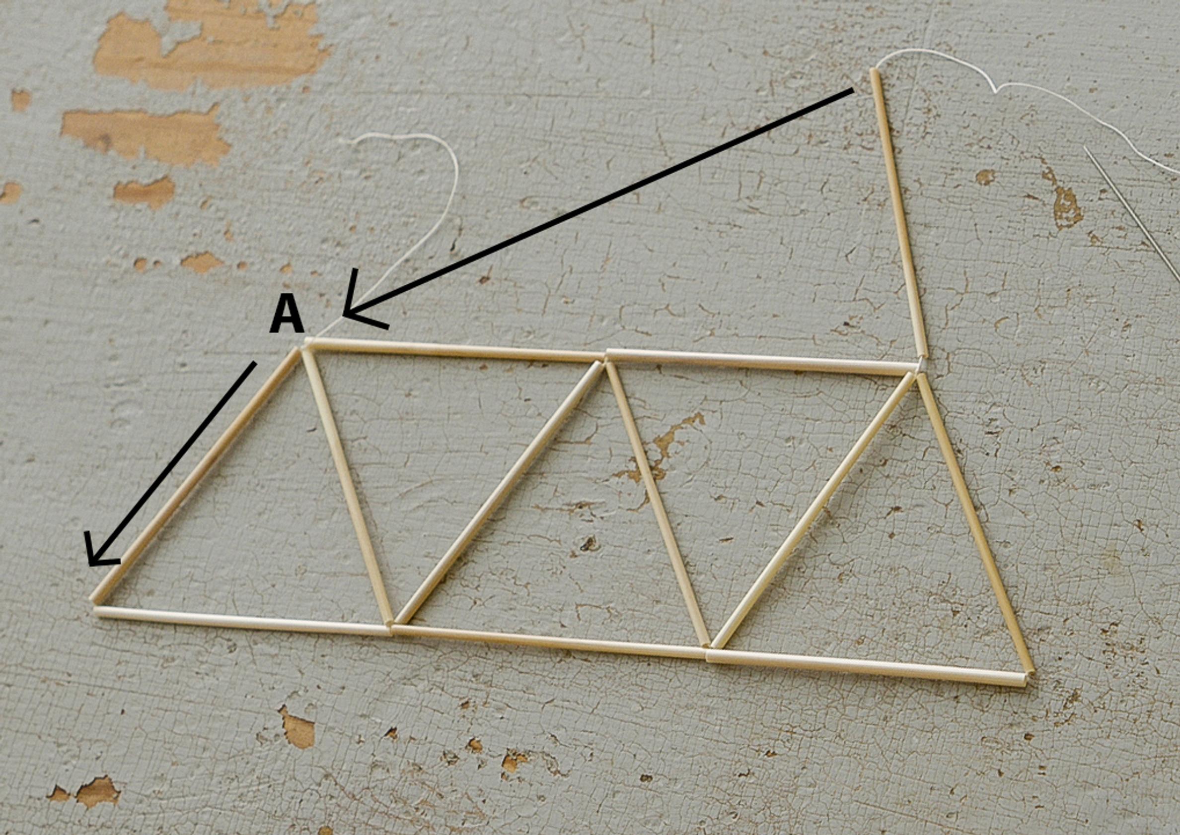 Straw mobile, step 6