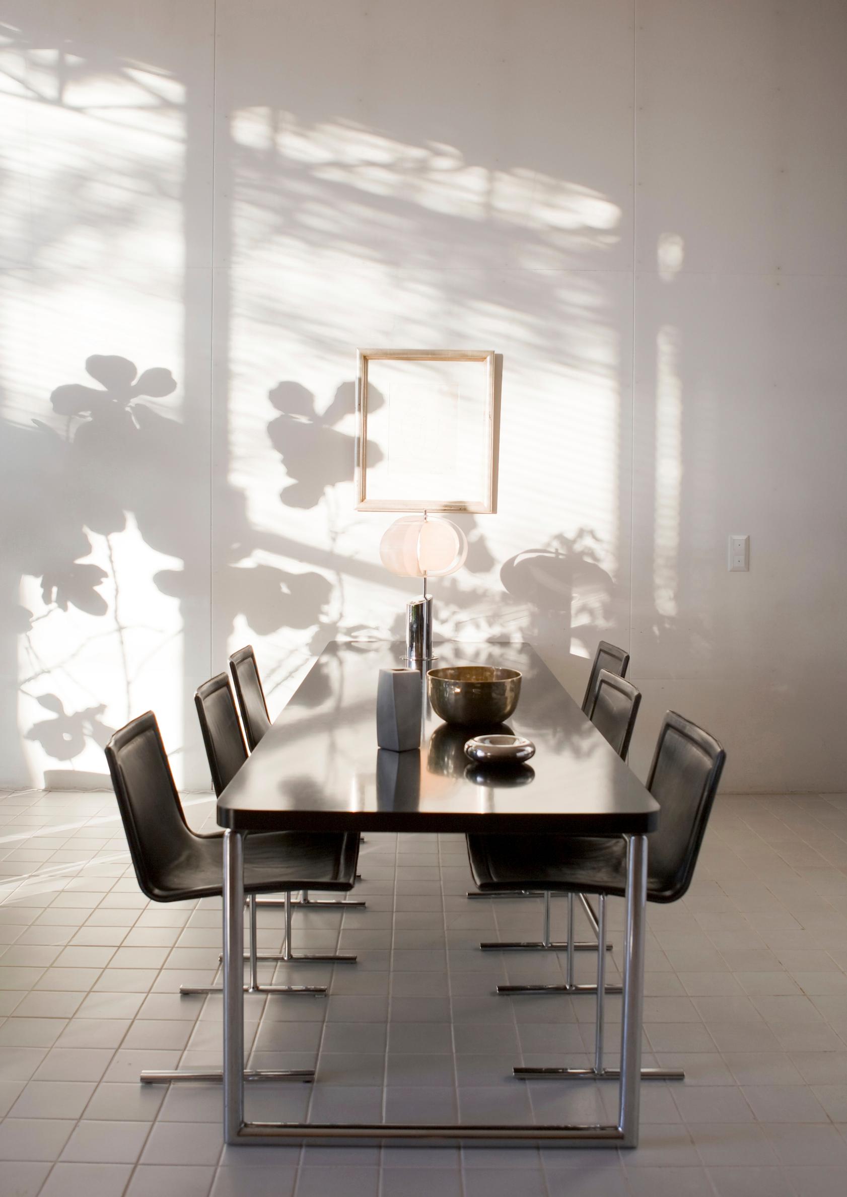 The dining area of Antti and Vuokko Nurmesniemi’s studio home