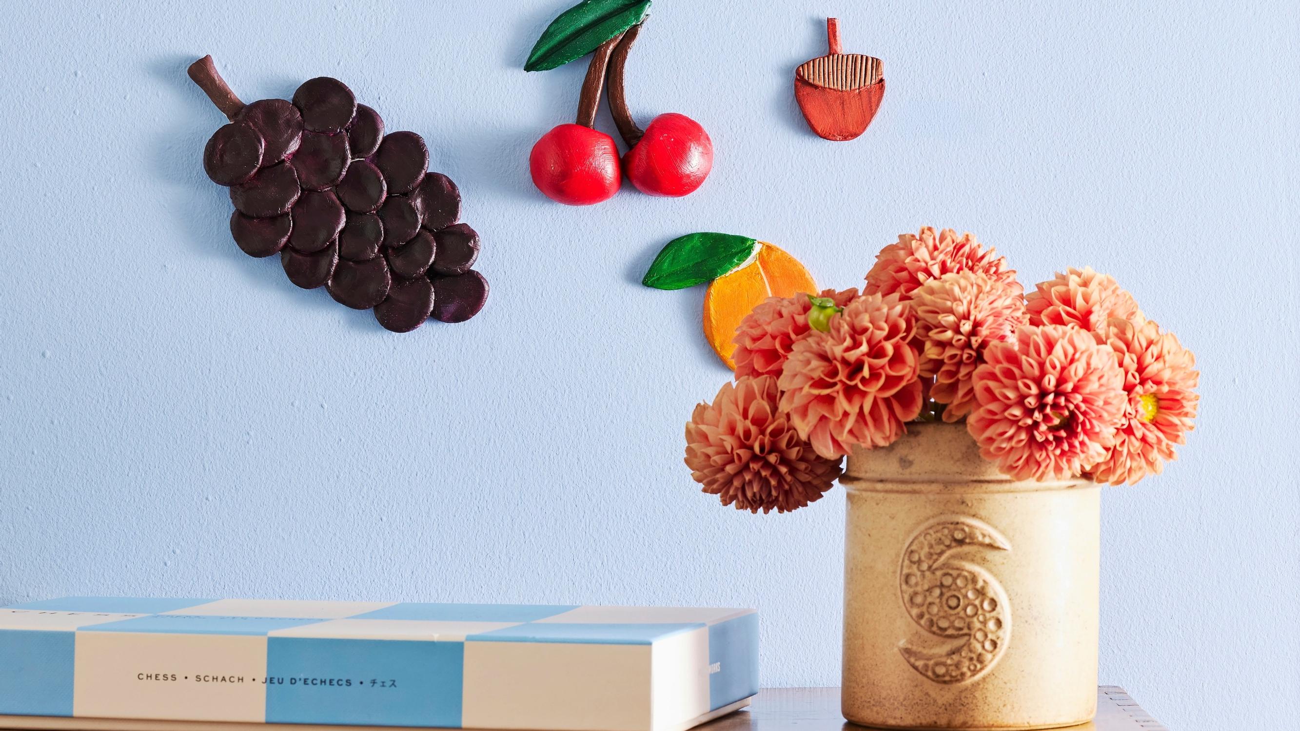 Give your favorite fruit a spot on your wall: craft easy air-dry clay decor